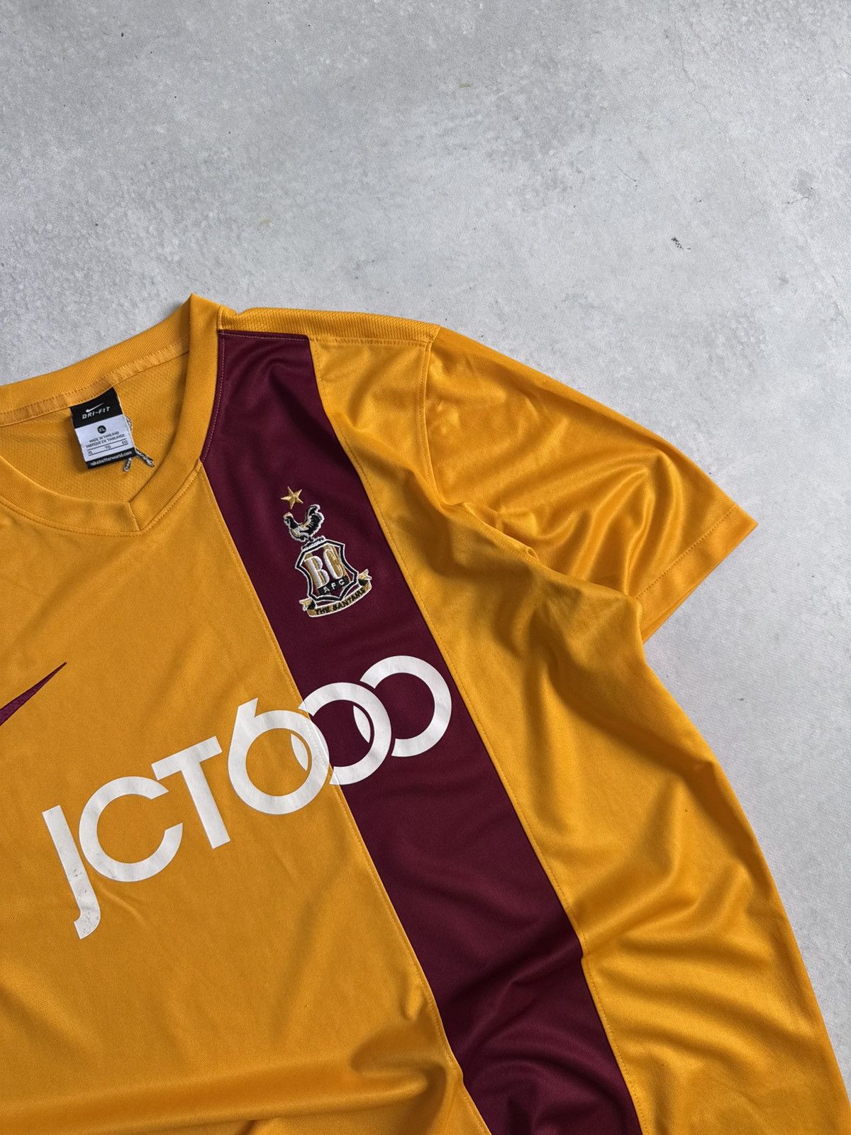 Nike Nike Bradford City 2013-14 Home Football Soccer Jersey Y2K Size US XL / EU 56 / 4 - 5 Thumbnail