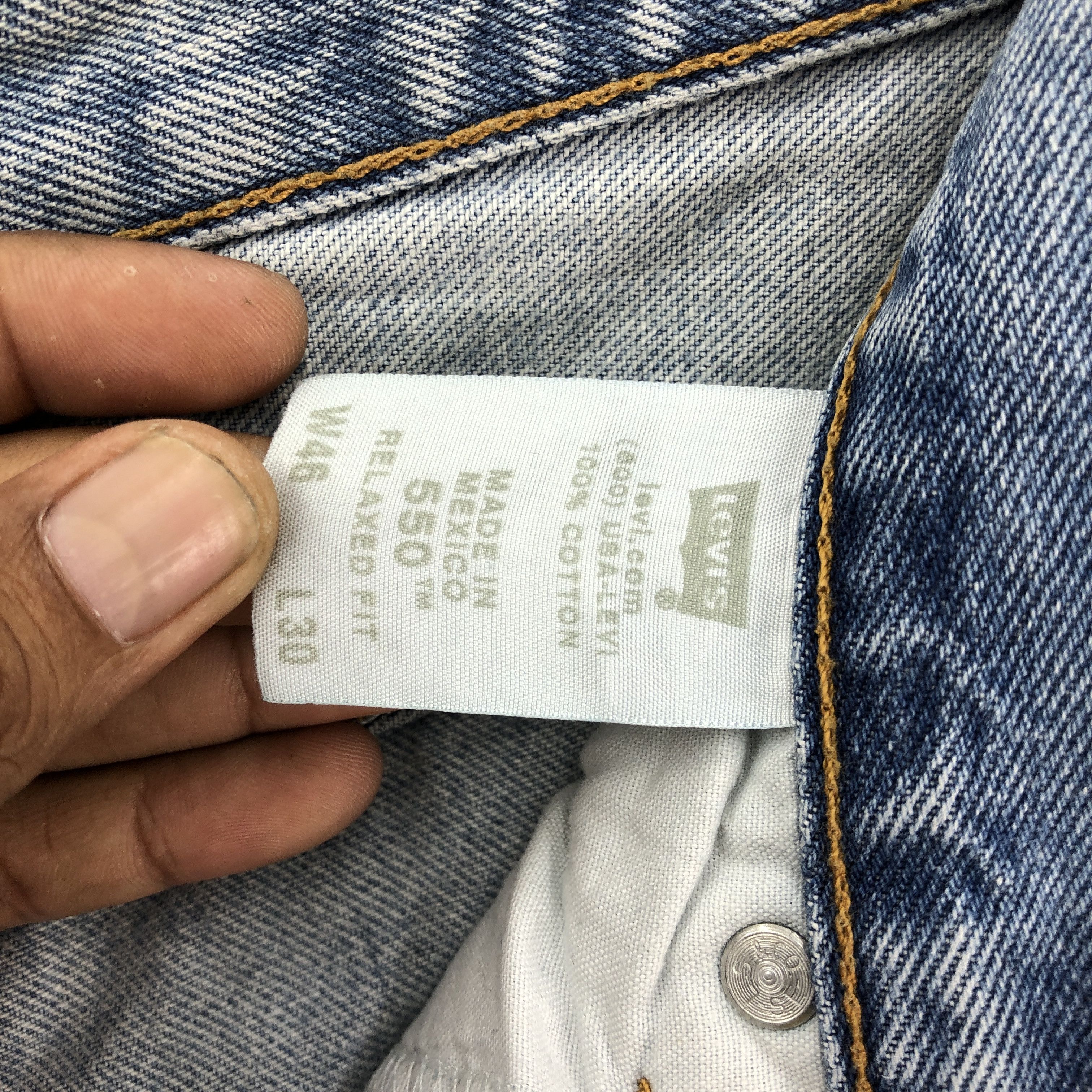 Levi's Vintage Levis Light Wash Faded Jeans Levi's 550 Baggy Denim Size US 44 / EU 60 - 9 Thumbnail