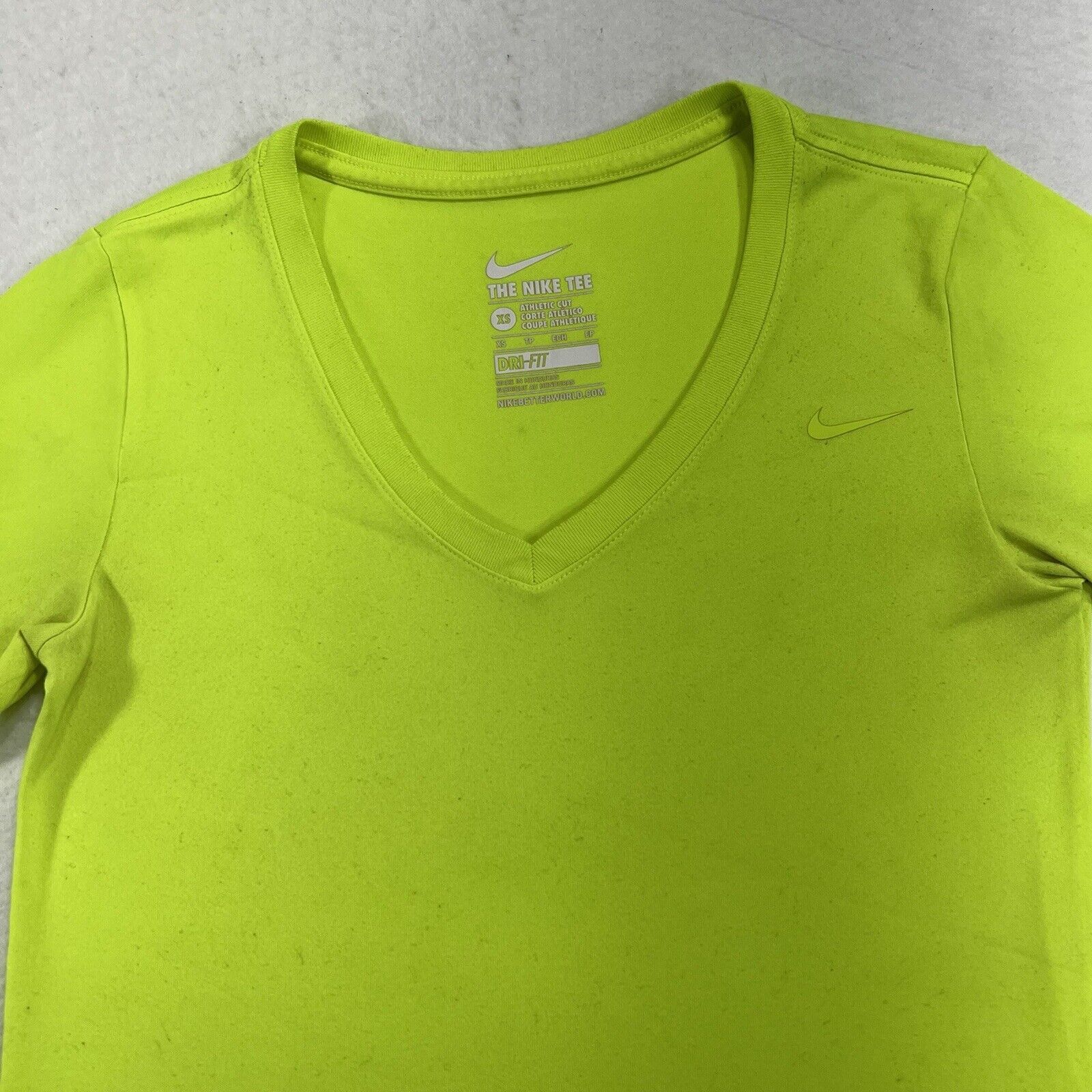 Nike Nike XS Athletic Cut Neon Yellow V Neck Short Sleeve T Shirt Size XS / US 0-2 / IT 36-38 - 2 Thumbnail