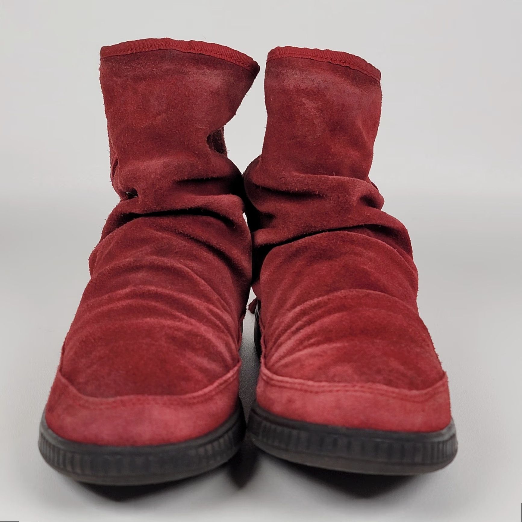 Vintage MINT Hotter Pixie Red Suede Fur Lined Ankle Boots US 8.5 EUR 40 Womens Casual Pull On 1" Heel Red Suede Fur Lined Ankle Boots Size US 9 / IT 39 - 2 Thumbnail