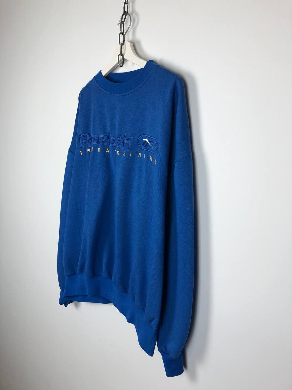 Reebok Reebok Versa Training Sweatshirt Vintage Center Logo size XL Size US XL / EU 56 / 4 - 6 Thumbnail