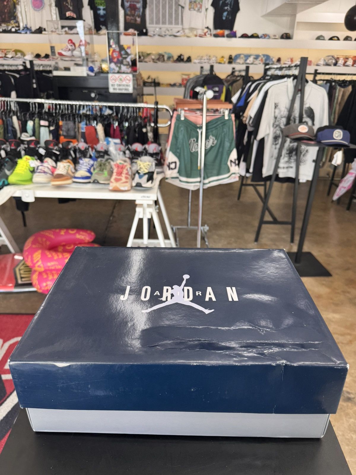 Jordan Brand Air Jordan 11 Low Diffused Blue Size 10.5 (2024) Size US 10.5 / EU 43-44 - 15 Thumbnail