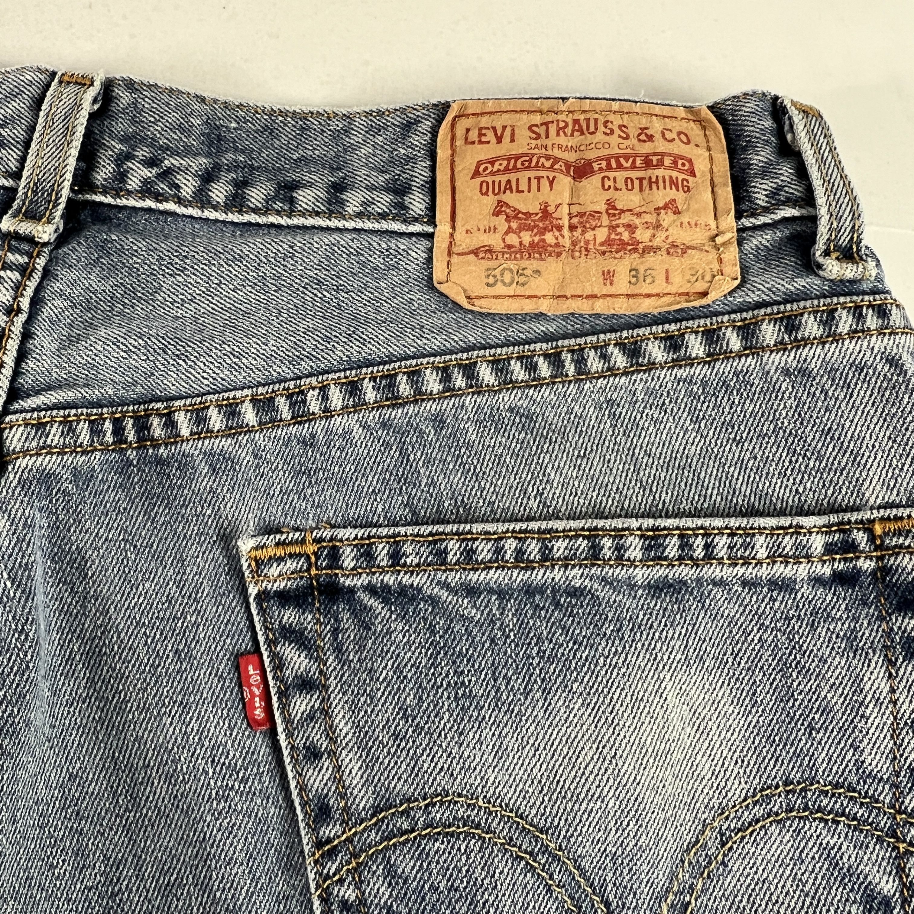 Levi's × Vintage Y2K Levi's Jean Shorts 505 Faded Cut Off Cotton Denim Jorts Size US 35 - 11 Thumbnail
