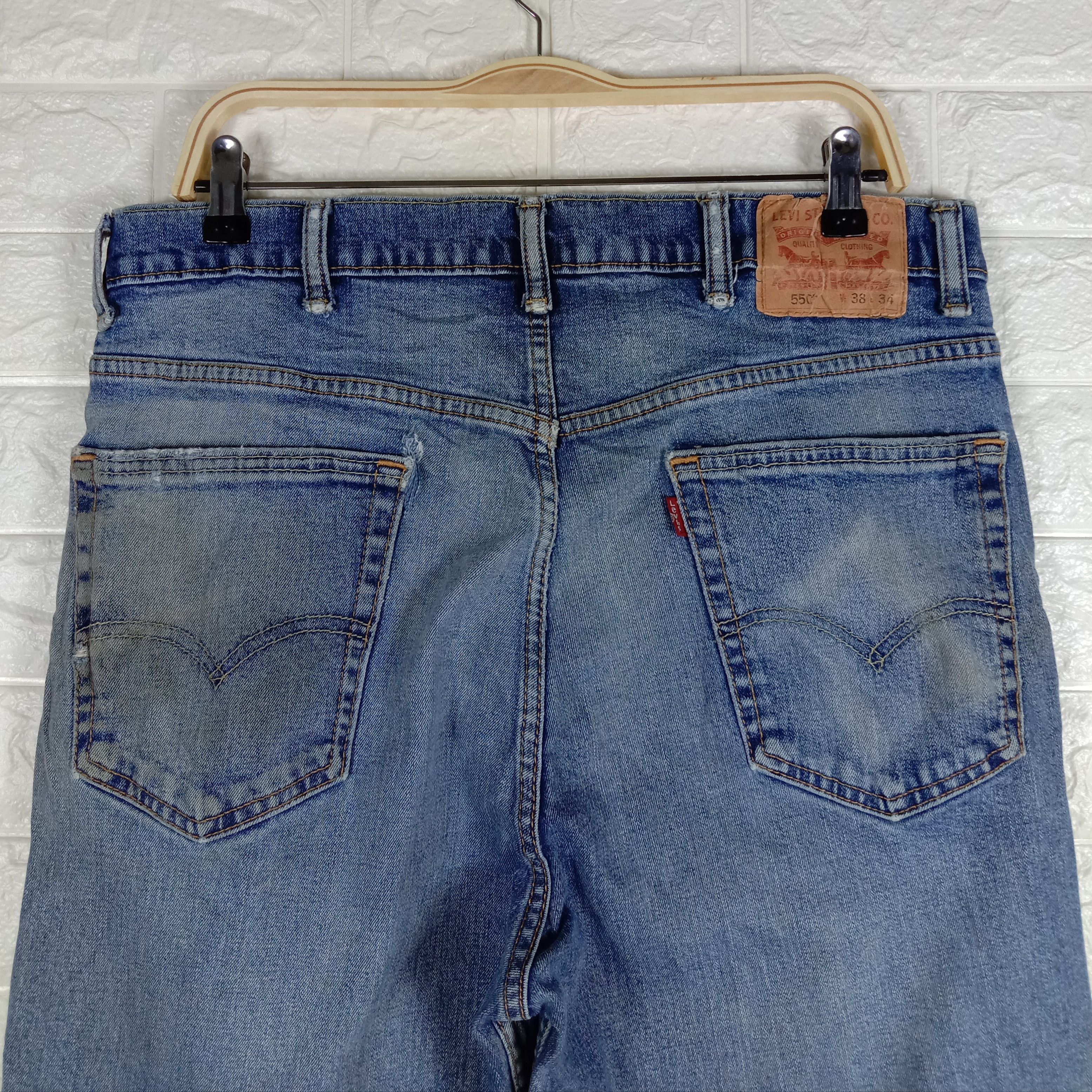 Levi's Vintage Levi's 550 Faded Blue Jeans Distressed Denim Size US 35 - 6 Thumbnail