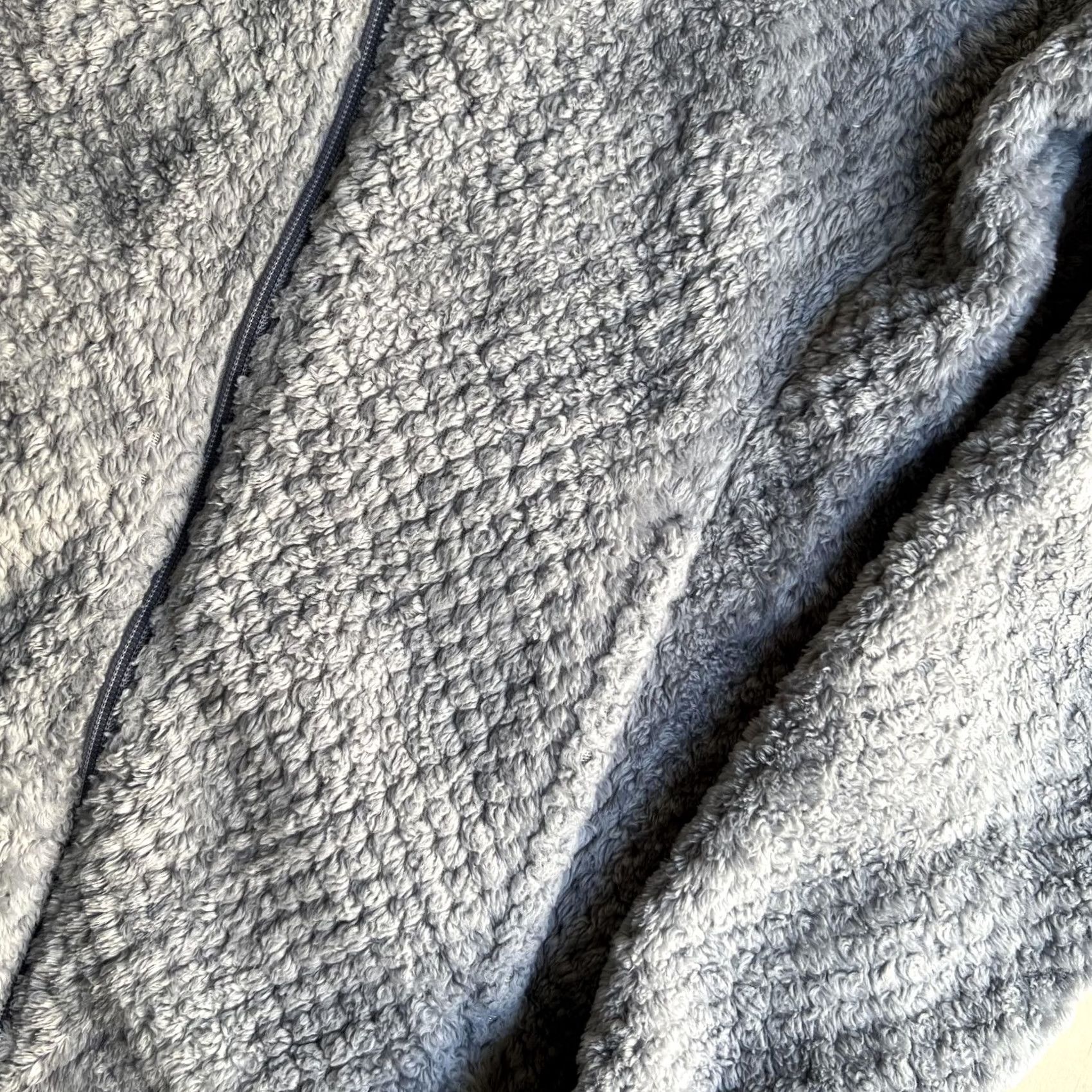 Vintage Columbia Womens Fleece Jacket Medium Gray Full Zip Outdoor Winter Fall Spring Casual Travel Pockets Zipper Logo Basic Jacket Womens Medium Gray Size M / US 6-8 / IT 42-44 - 2 Thumbnail