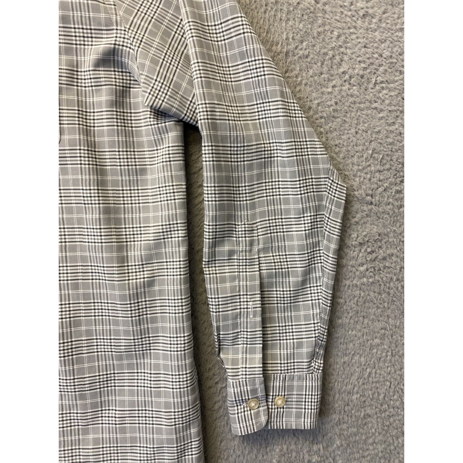 Orvis VINTAGE? No — ORVIS Active Fit Shirt Men L Gray Plaid Button-Up Short Sleeve Lightweight 101-28 Mens Size US L / EU 52-54 / 3 - 2 Thumbnail