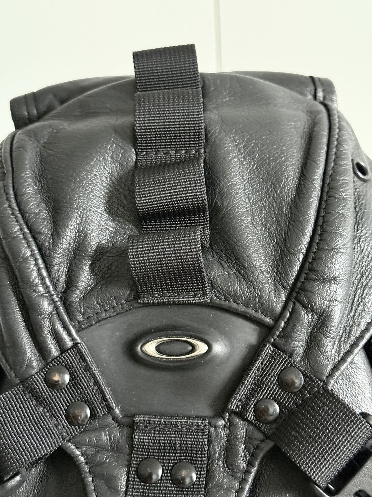 Oakley OAKLEY MINI ICON LEATHER BACKPACK ORIGINAL VINTAGE RARE Size ONE SIZE - 4 Thumbnail