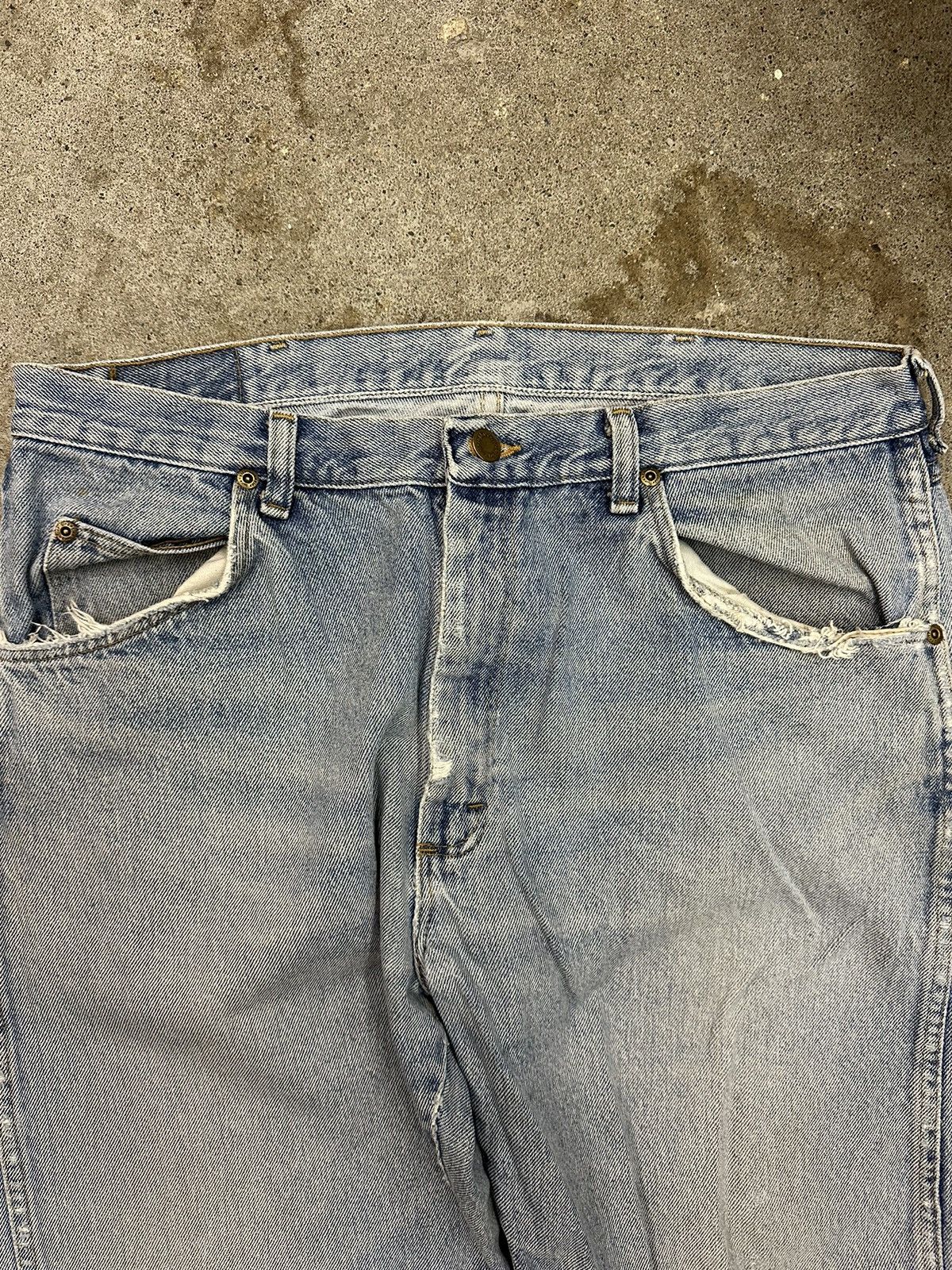 Vintage × Wrangler Wrangler Lightwash Distressed Jeans Size 36 Size US 36 / EU 52 - 7 Thumbnail