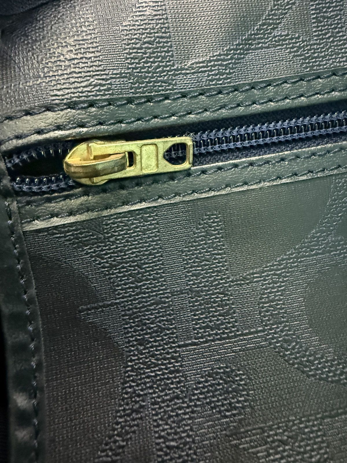 Dior AUTHENTIC VINTAGE CHRISTIAN DIOR DUFFLE/TRAVEL BAG Size ONE SIZE - 24 Thumbnail