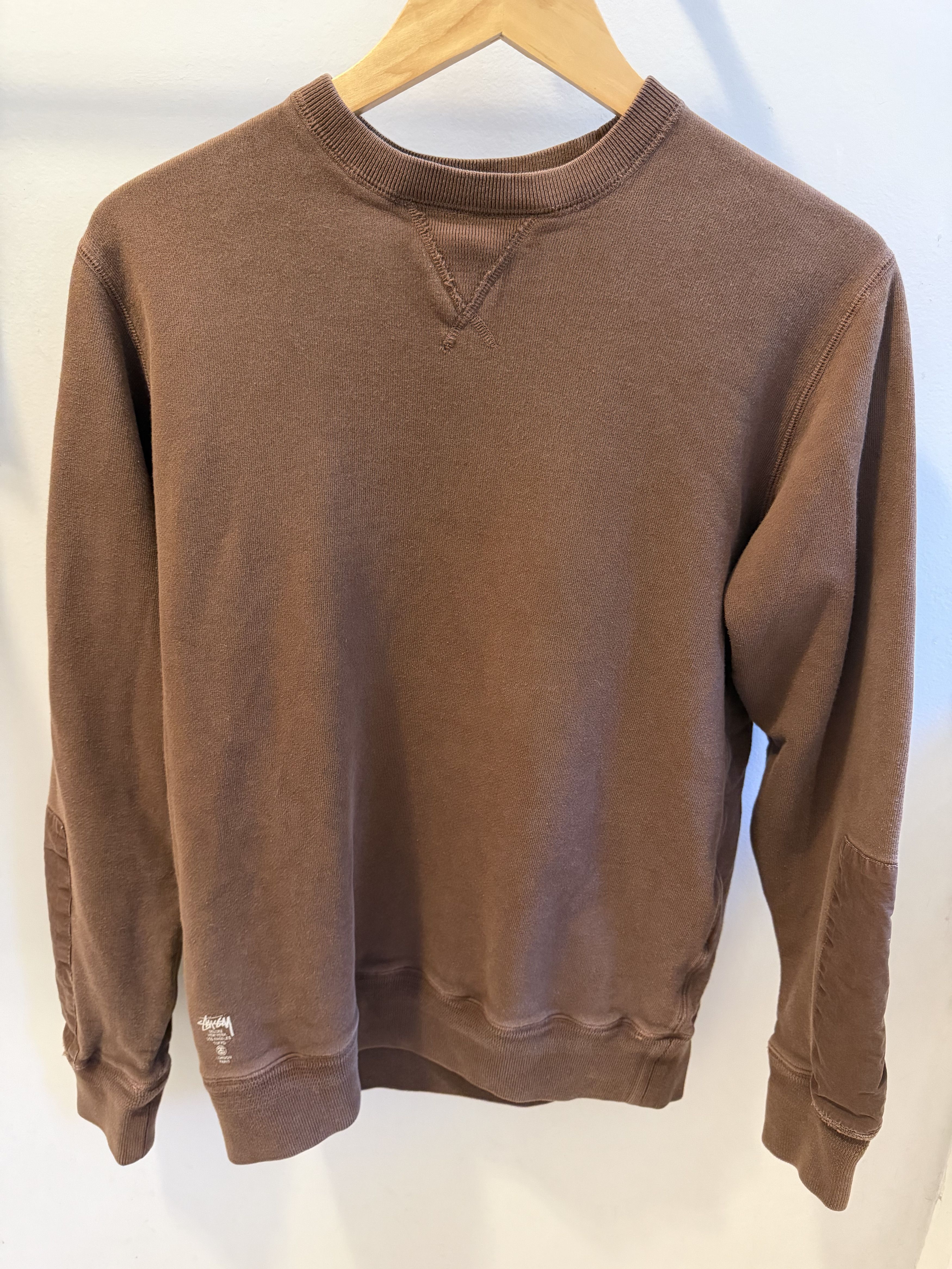 Stussy Stüssy Deluxe Crewneck | Brown | Archive World Tour Era Size US M / EU 48-50 / 2 - 1 Thumbnail