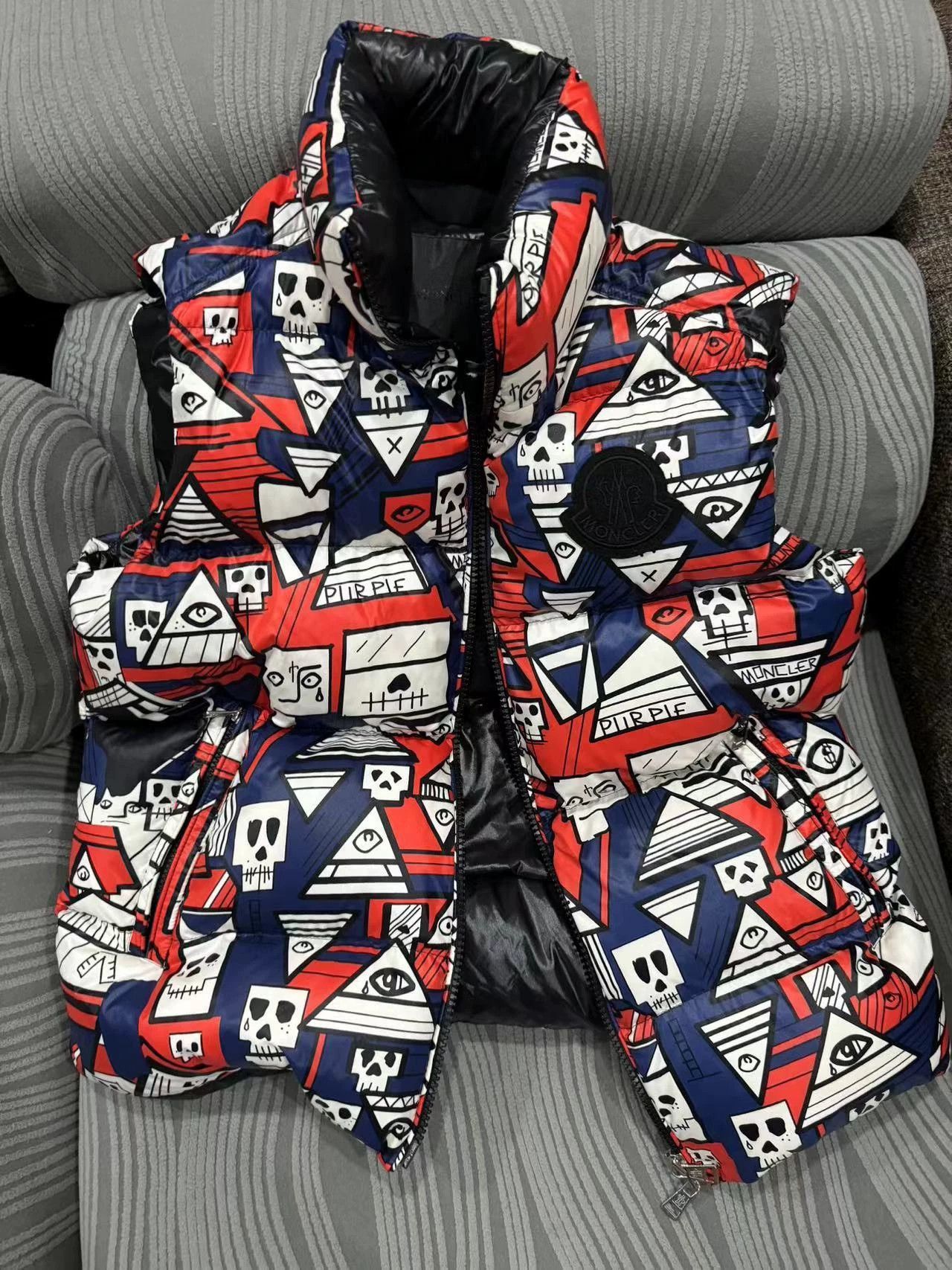 Moncler Multi-Print Puffer Vest - Size M Size US M / EU 48-50 / 2 - 1 Thumbnail