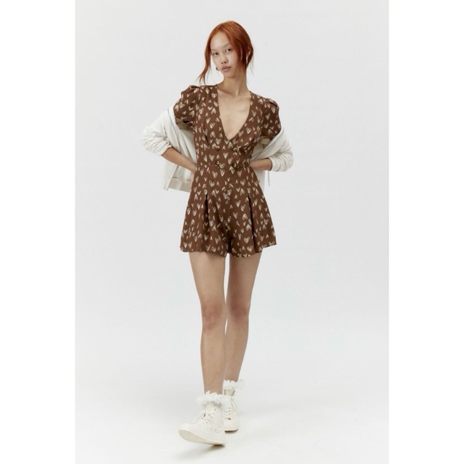 Urban Outfitters Urban Outfitters Juliette Printed Short Sleeve Romper M Size 28" / US 6 / IT 42 - 13 Thumbnail