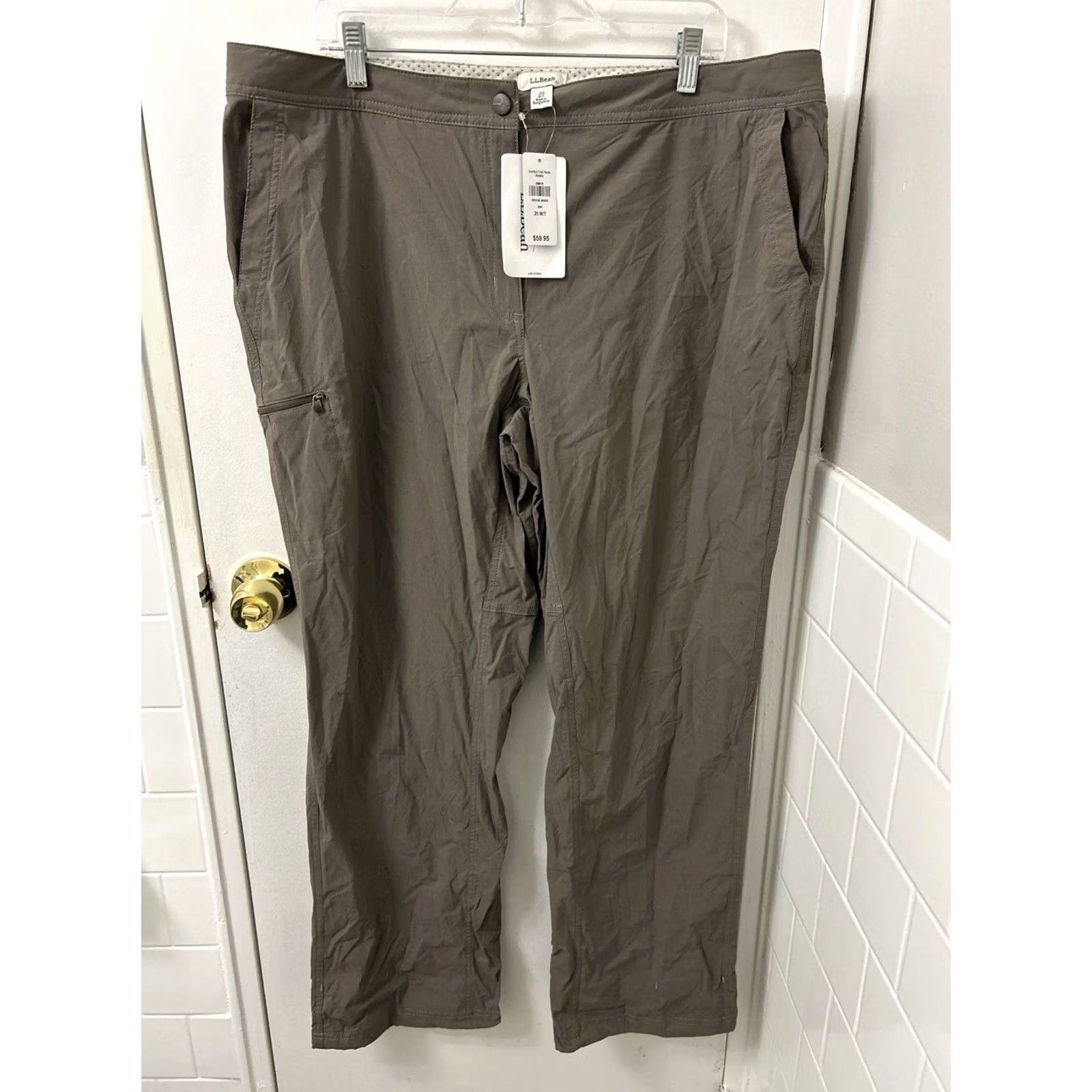Vintage LL Bean Comfort Trail Pants Womens Size 20x32 Brown Stretch Hiking NWT Bagless Regular Straight Front 268919 Size 42" / US 20 - 2 Thumbnail