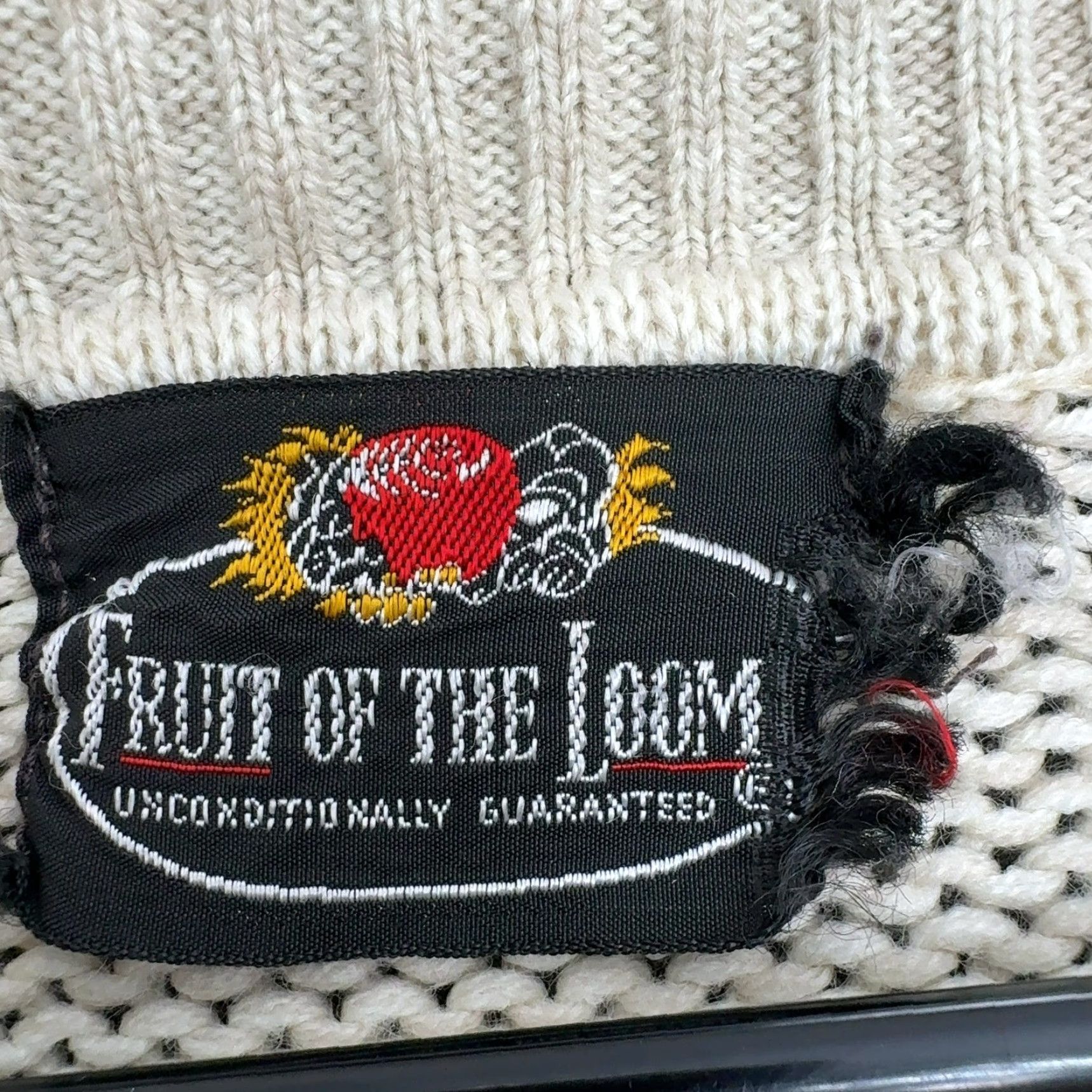 Fruit Of The Loom VINTAGE Fruit of the Loom Sweater Mens M Cream Button Collar Cable Knit Retro Size US M / EU 48-50 / 2 - 3 Thumbnail