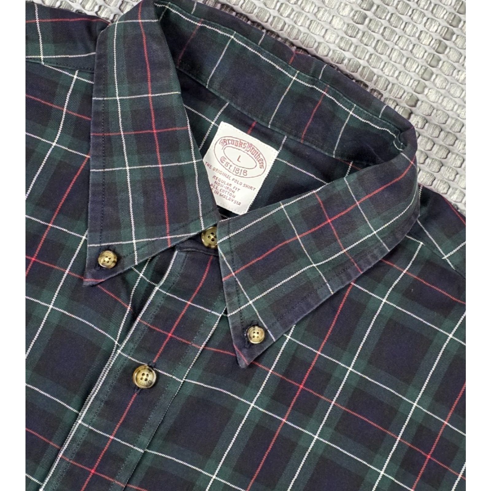 Brooks Brothers Brooks Brothers Button Up Shirt L Regular Fit Blue Plaid Long Sleeve - Men's Button-Down OCBD Oxford Office Shirt Size US L / EU 52-54 / 3 - 5 Thumbnail