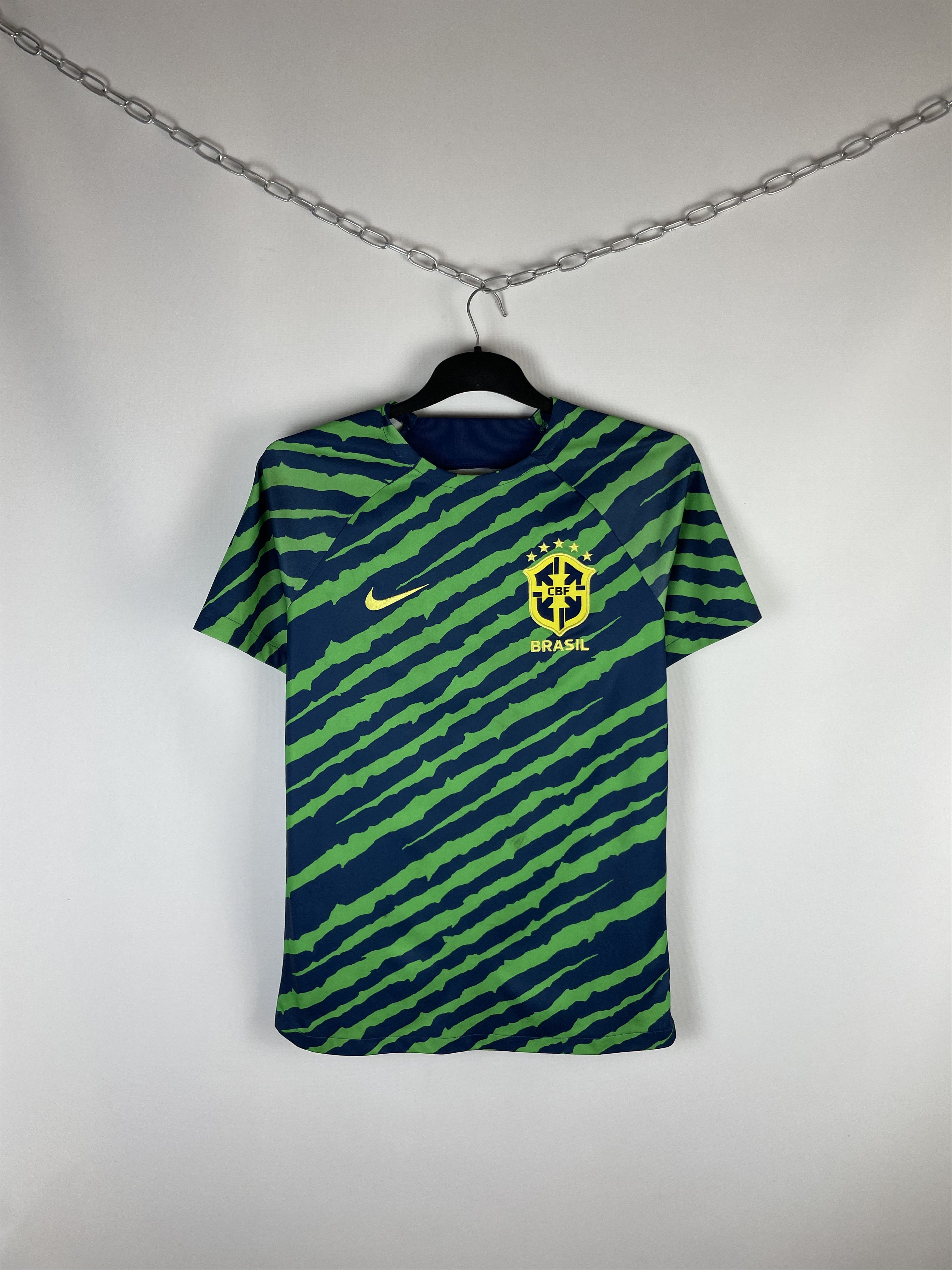 Nike × Vintage Vintage Brazil Nike Soccer Jersey Size US M / EU 48-50 / 2 - 1 Thumbnail