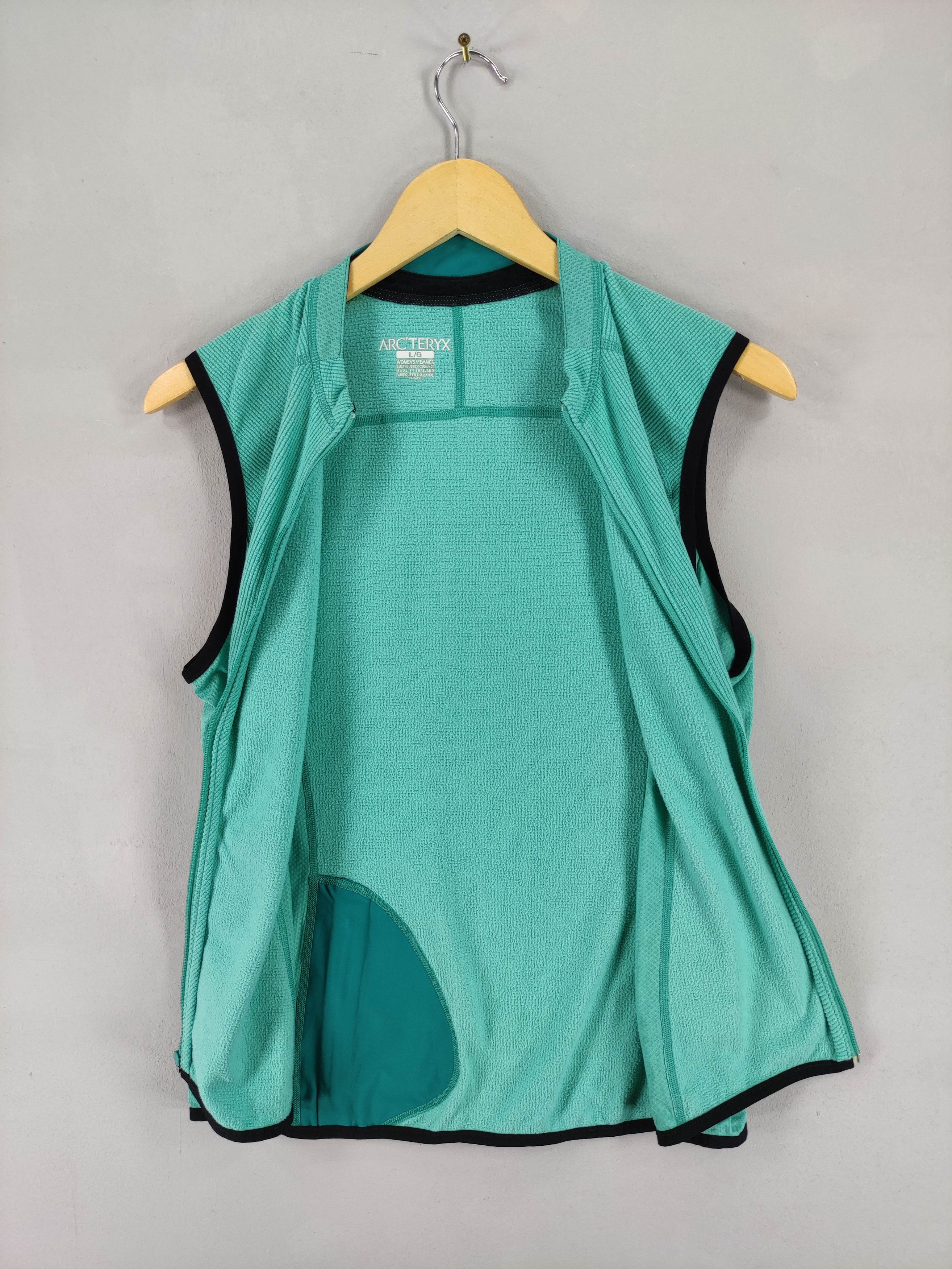 Arc'teryx Vintage Arcteryx Sport Vest Zipper Size S / US 4 / IT 40 - 4 Thumbnail