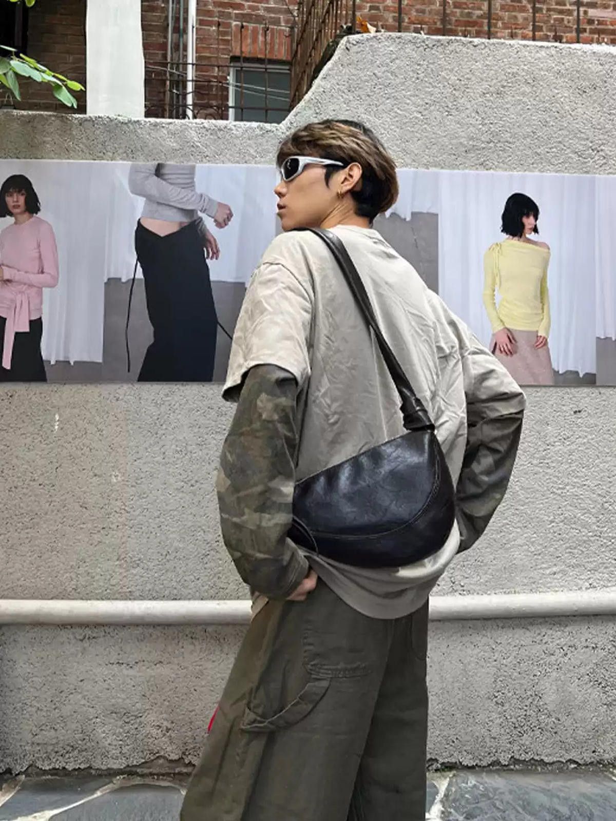 Leather Underarm Crescent Crossbody Tote | Japanese Street Style Bag Size ONE SIZE - 4 Thumbnail