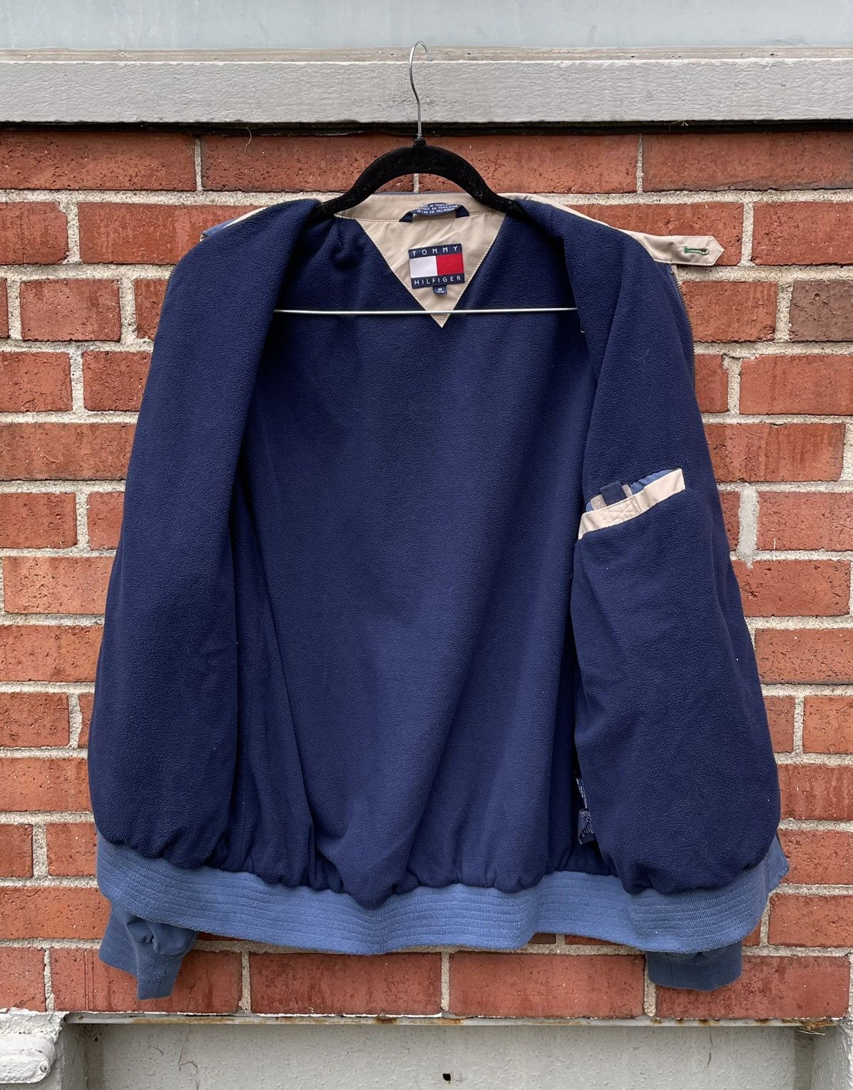 Tommy Hilfiger Vtg Tommy Hilfiger Jacket Men M blue Zip Up Bomber Size US M / EU 48-50 / 2 - 3 Thumbnail