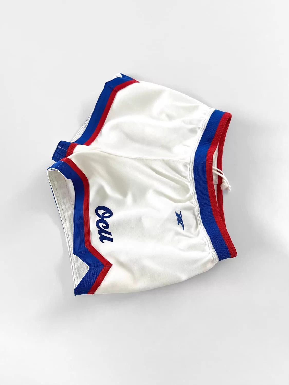 Asics asics vintage nautical retro sport unisex short Size 26" / US 2 / IT 38 - 1 Thumbnail