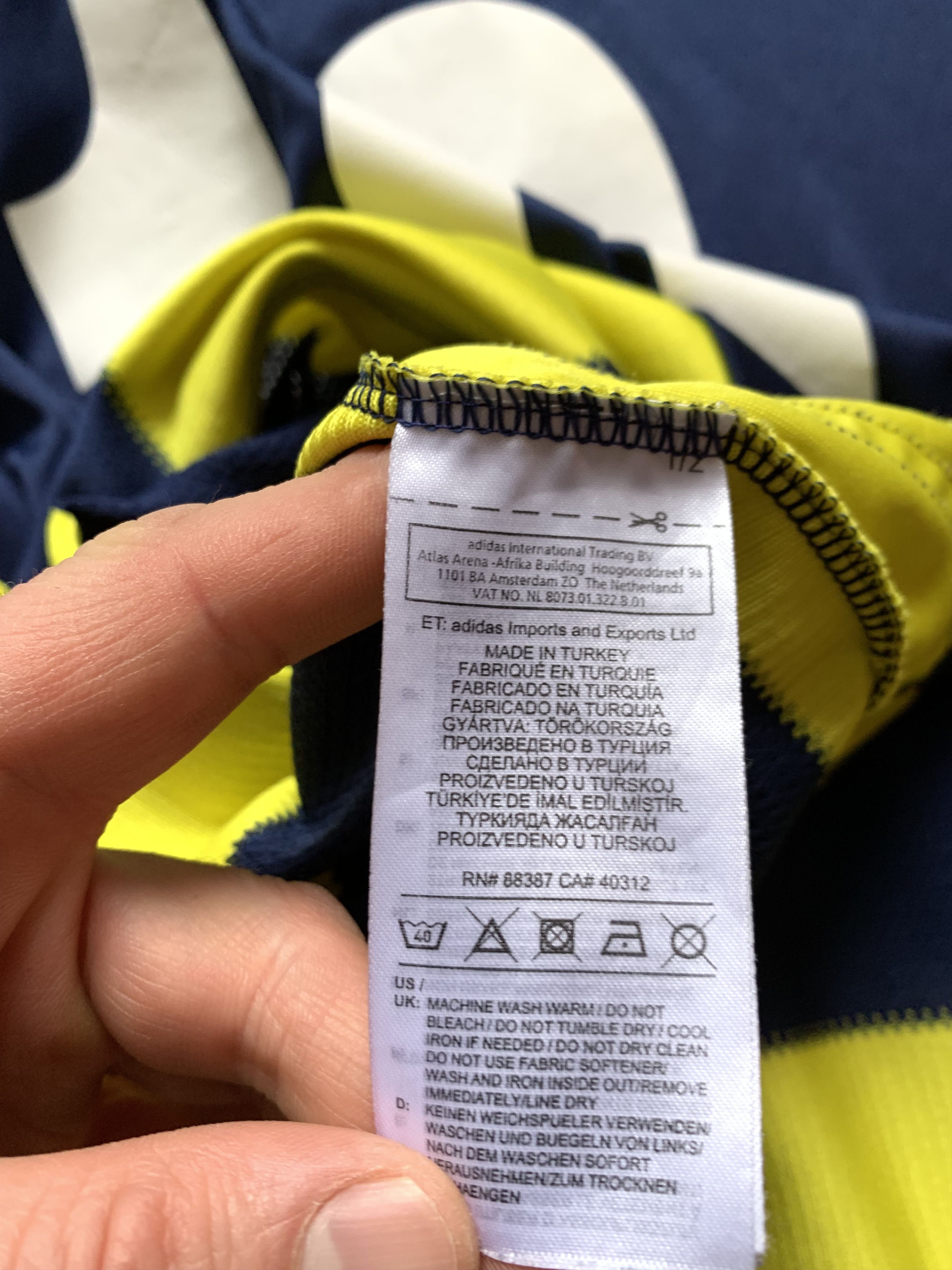Adidas × Vintage Rare Adidas Fenerbahce Home Shirt #10 iREM Size US M / EU 48-50 / 2 - 12 Thumbnail