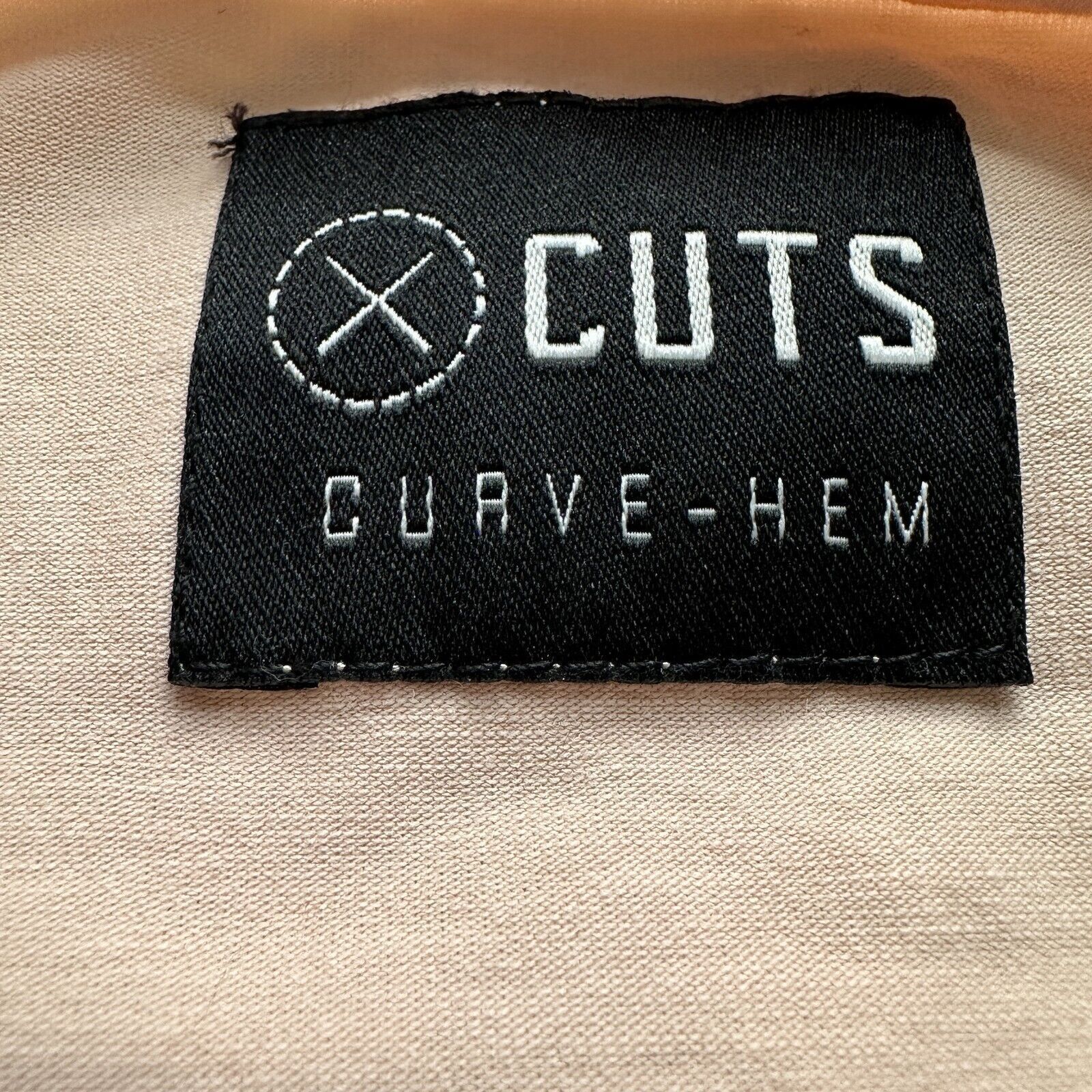 The Unbranded Brand Cuts Curve-Hem T-Shirt Mens Medium PYCA Peach Mauve Stretch Size US M / EU 48-50 / 2 - 4 Thumbnail