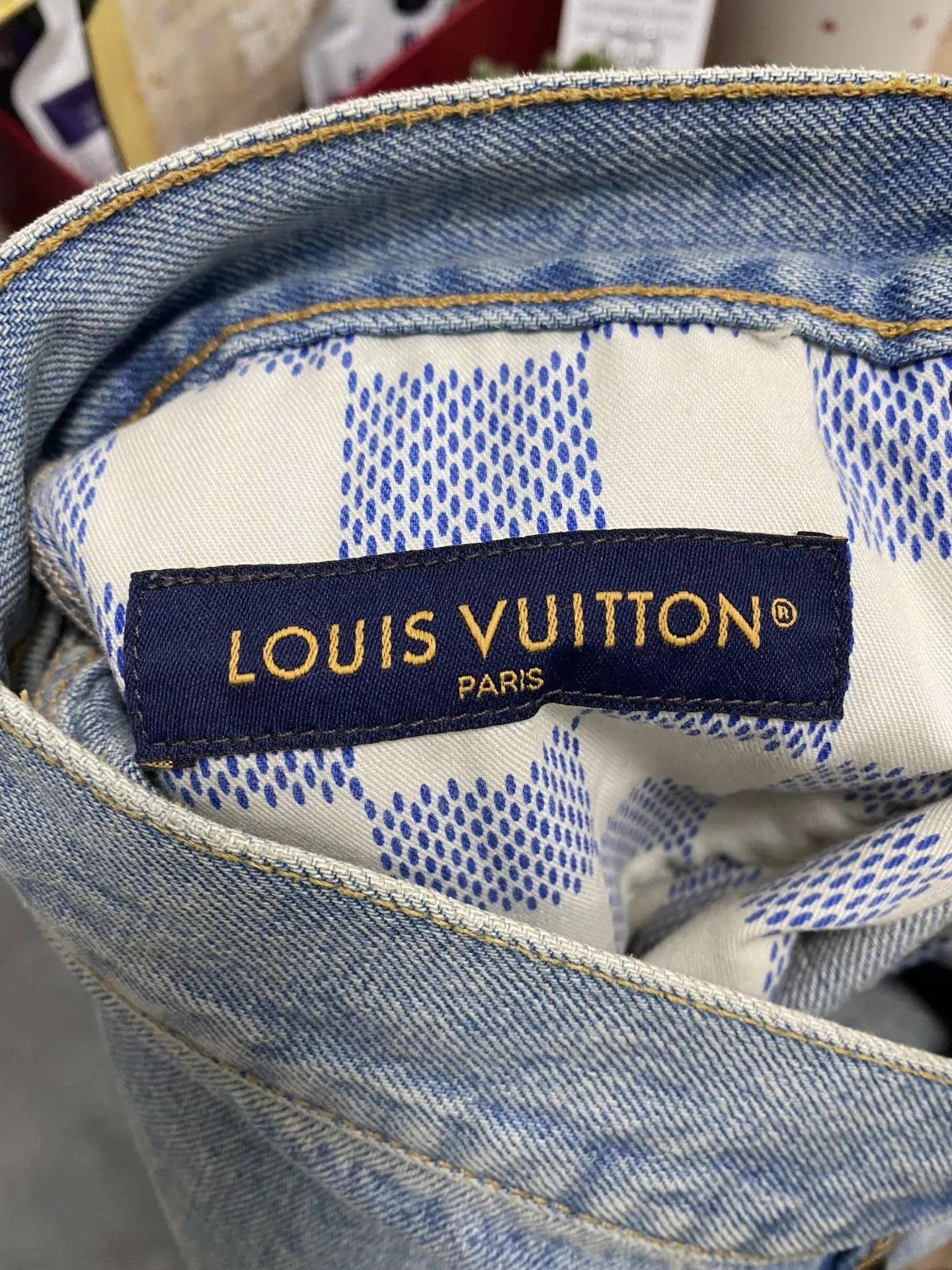Louis Vuitton LV ss25 99 New 29 Jeans w/ Pearl Button Stitched Embroidered Size US 29 - 4 Thumbnail