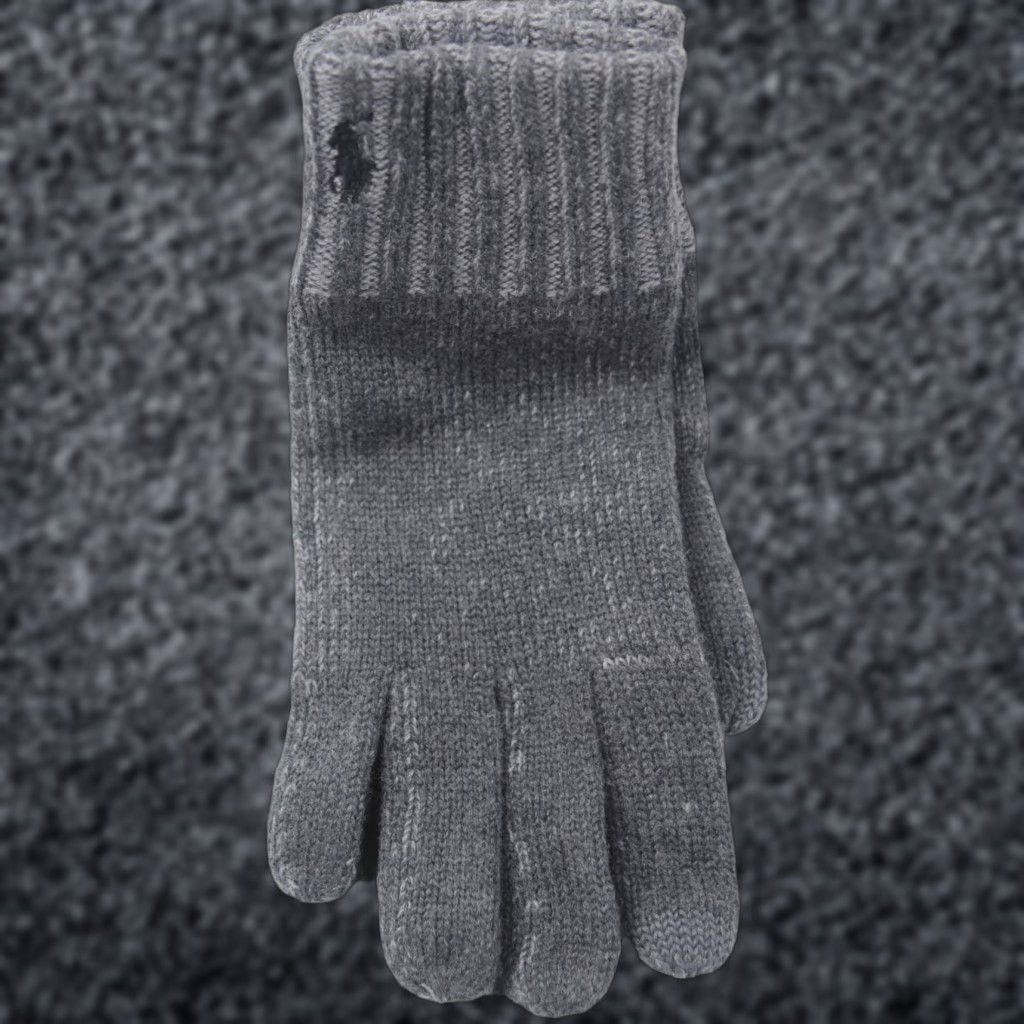 Polo Ralph Lauren Polo Ralph Lauren Grey Touch Gloves NWT Polo Ralph Lauren Wool Blend Finger Touch NWT Mens One Size Grey gloves Size US M / EU 48-50 / 2 - 1 Preview