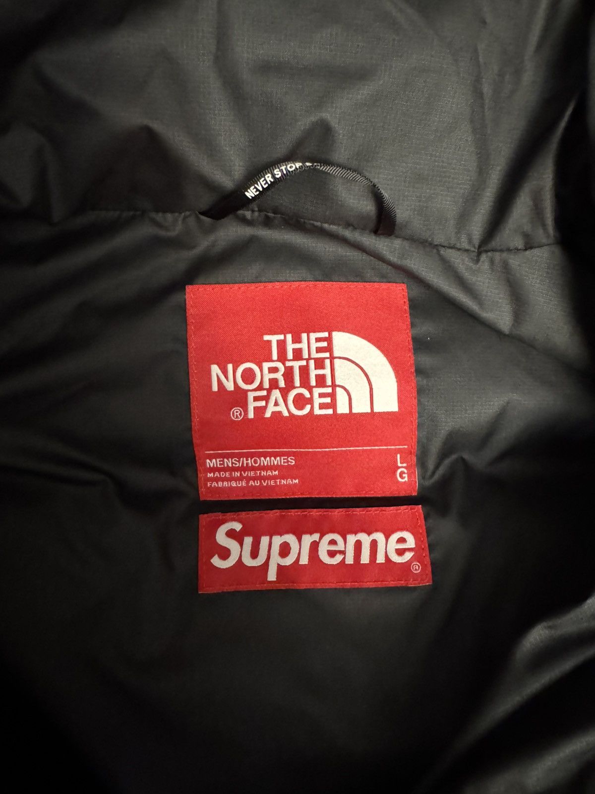 Supreme × The North Face Supreme x The North Face 800 Size US L / EU 52-54 / 3 - 5 Thumbnail