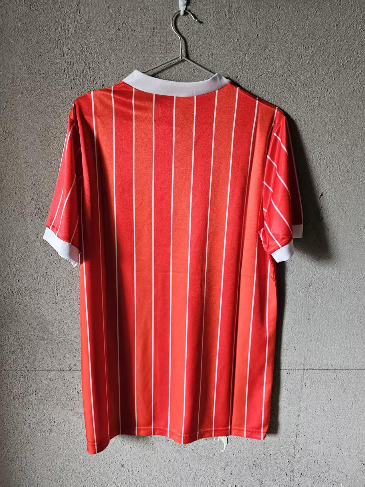 Other Vintage FC Köln Jersey Red Size US L / EU 52-54 / 3 - 4 Thumbnail