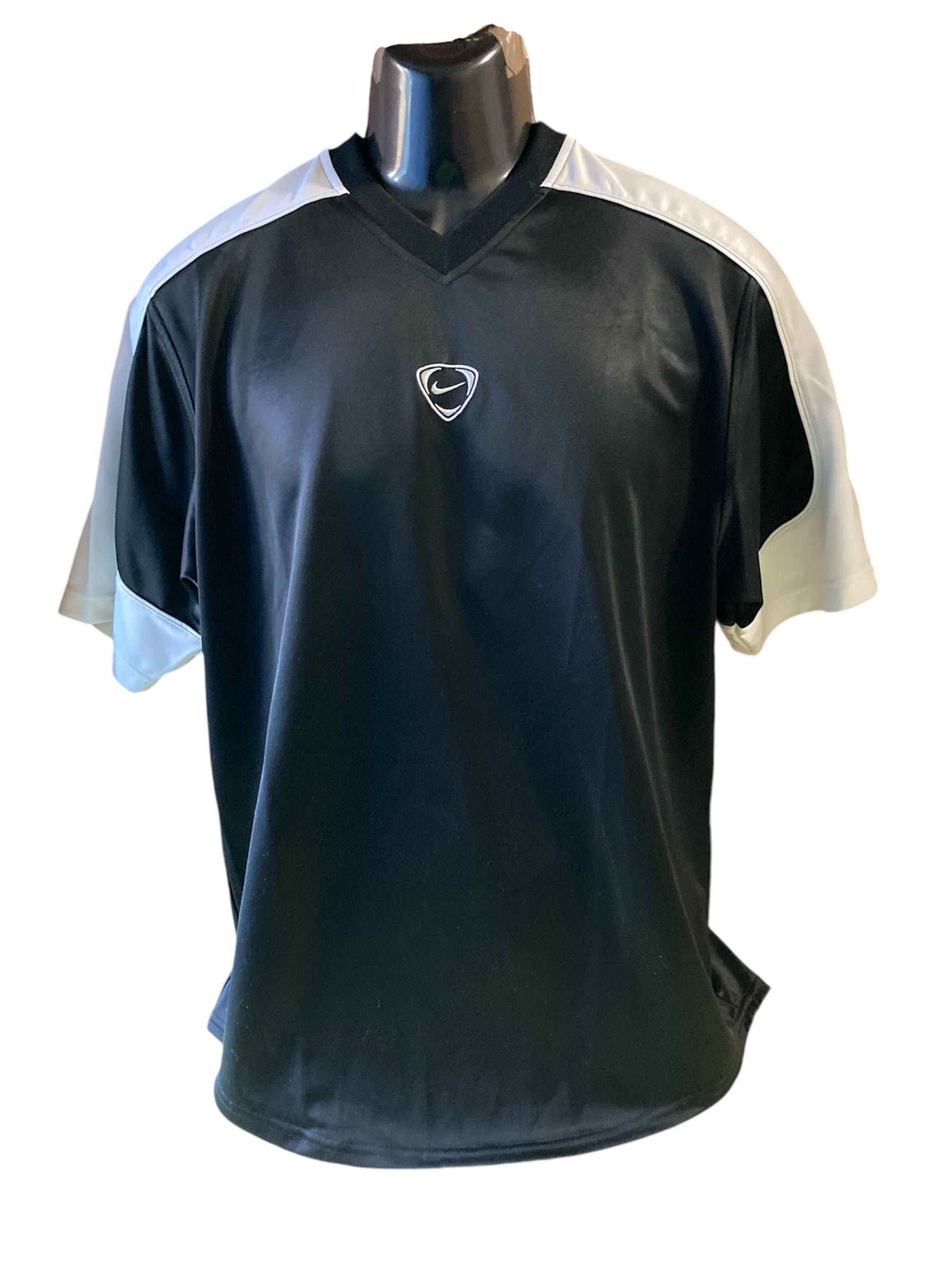 Nike × Vintage Nike Y2K Black Swoosh Athletic Soccer jersey Shirt Size US L / EU 52-54 / 3 - 1 Thumbnail