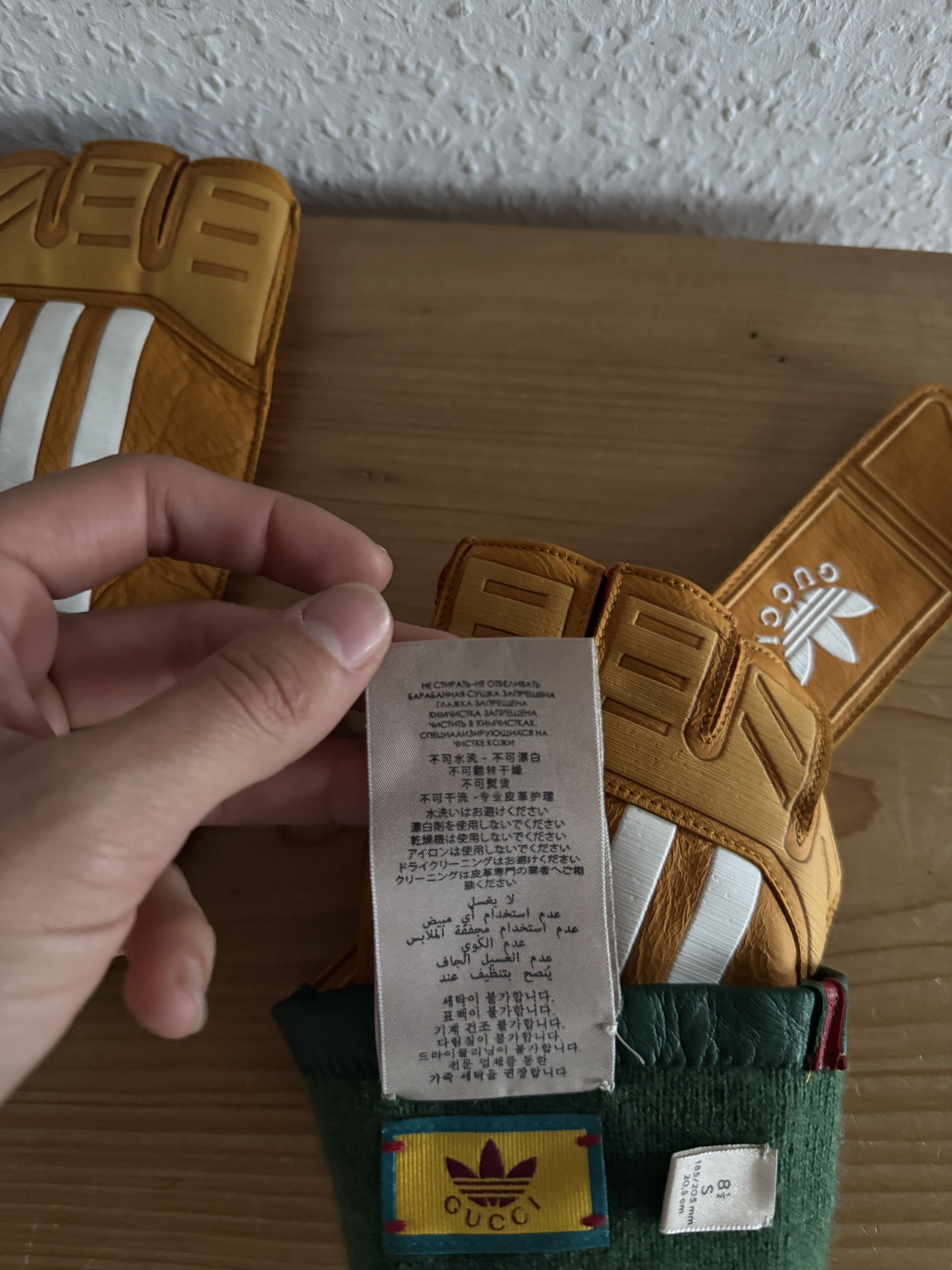 Adidas × Gucci Yellow Leather Gloves Size ONE SIZE - 11 Thumbnail