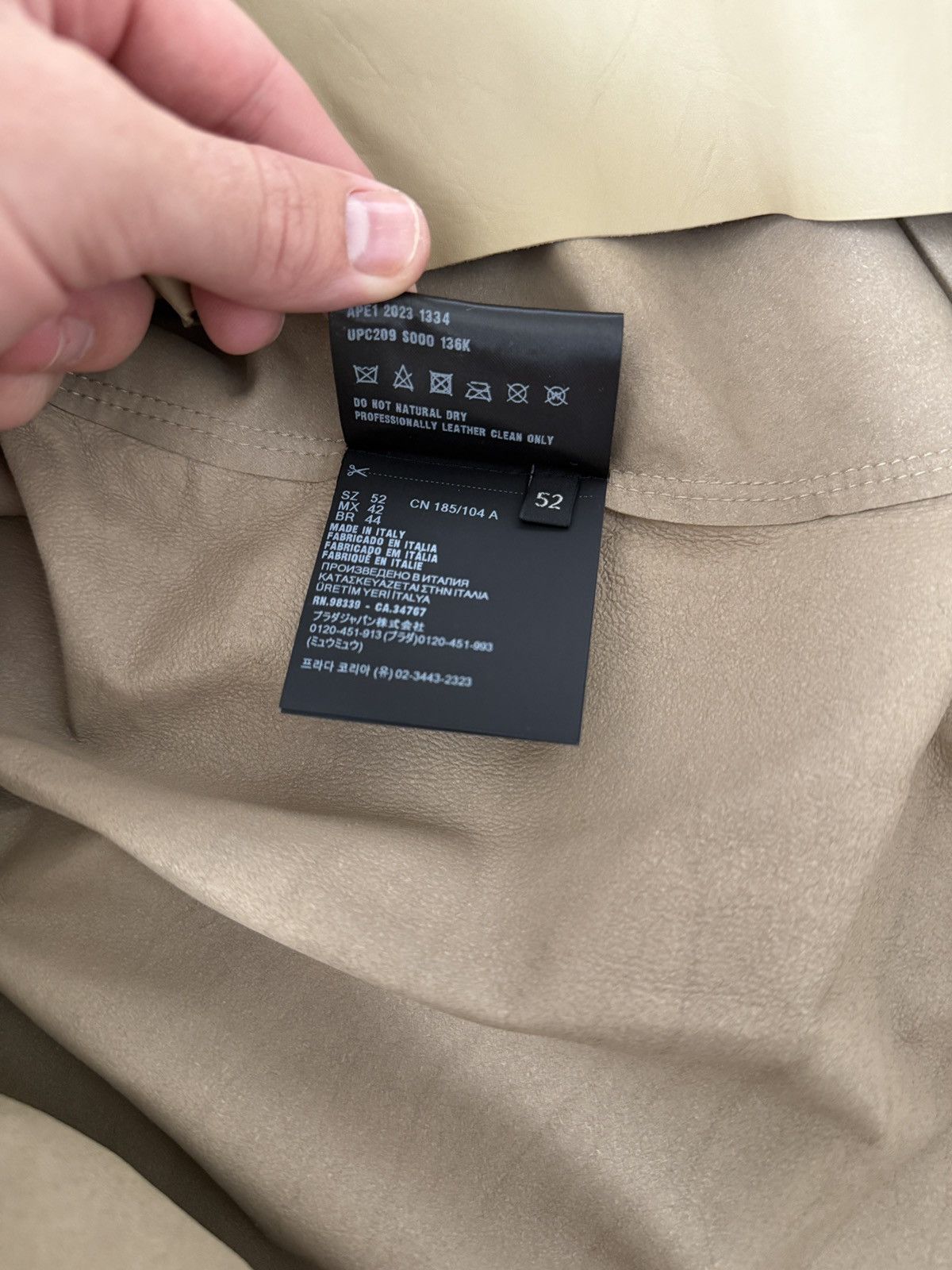 Prada Prada Leather Shirt Beige/Tan Size US L / EU 52-54 / 3 - 5 Thumbnail