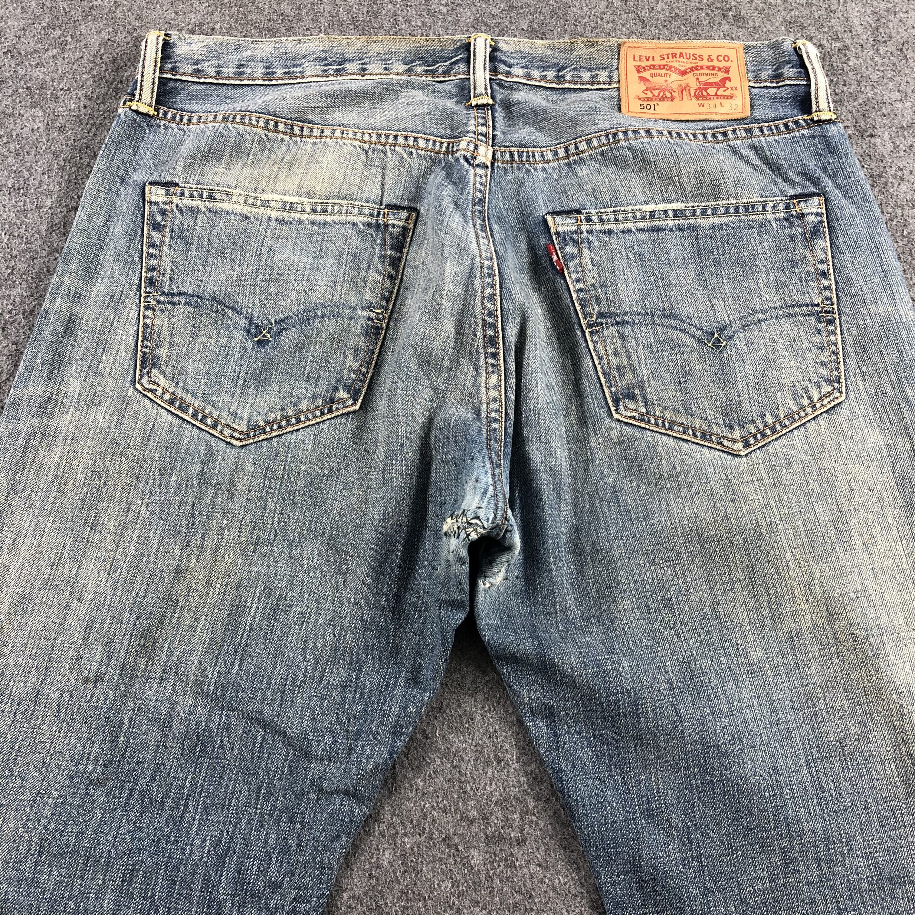 Levi's Vintage Blue Wash Levis 501 Jeans-J1902 Size US 35 - 4 Thumbnail