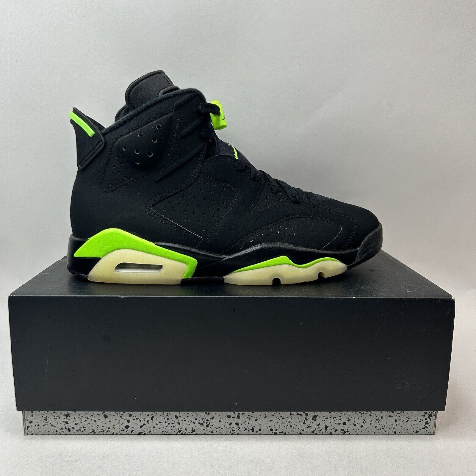 Jordan Brand Nike Shoes Air Jordan 6 Retro “Electric Green” CT8529-003 Size US 10 / EU 43 - 4 Thumbnail