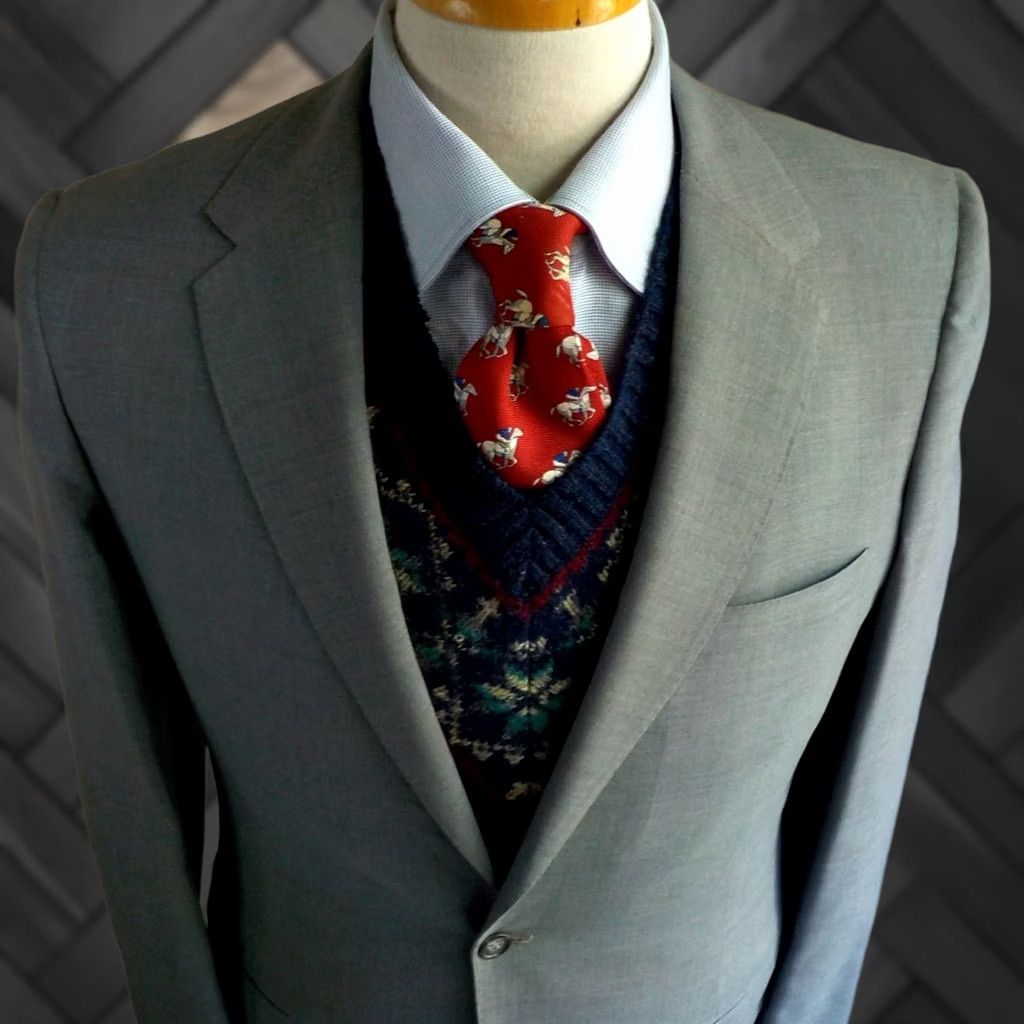 Vintage VINTAGE John Wannamaker 2 Button Suit Gray 38R Mens Slim Flat Front 32x29.5 Regular P2P 20" Double Back Vents Size 38R - 1 Thumbnail