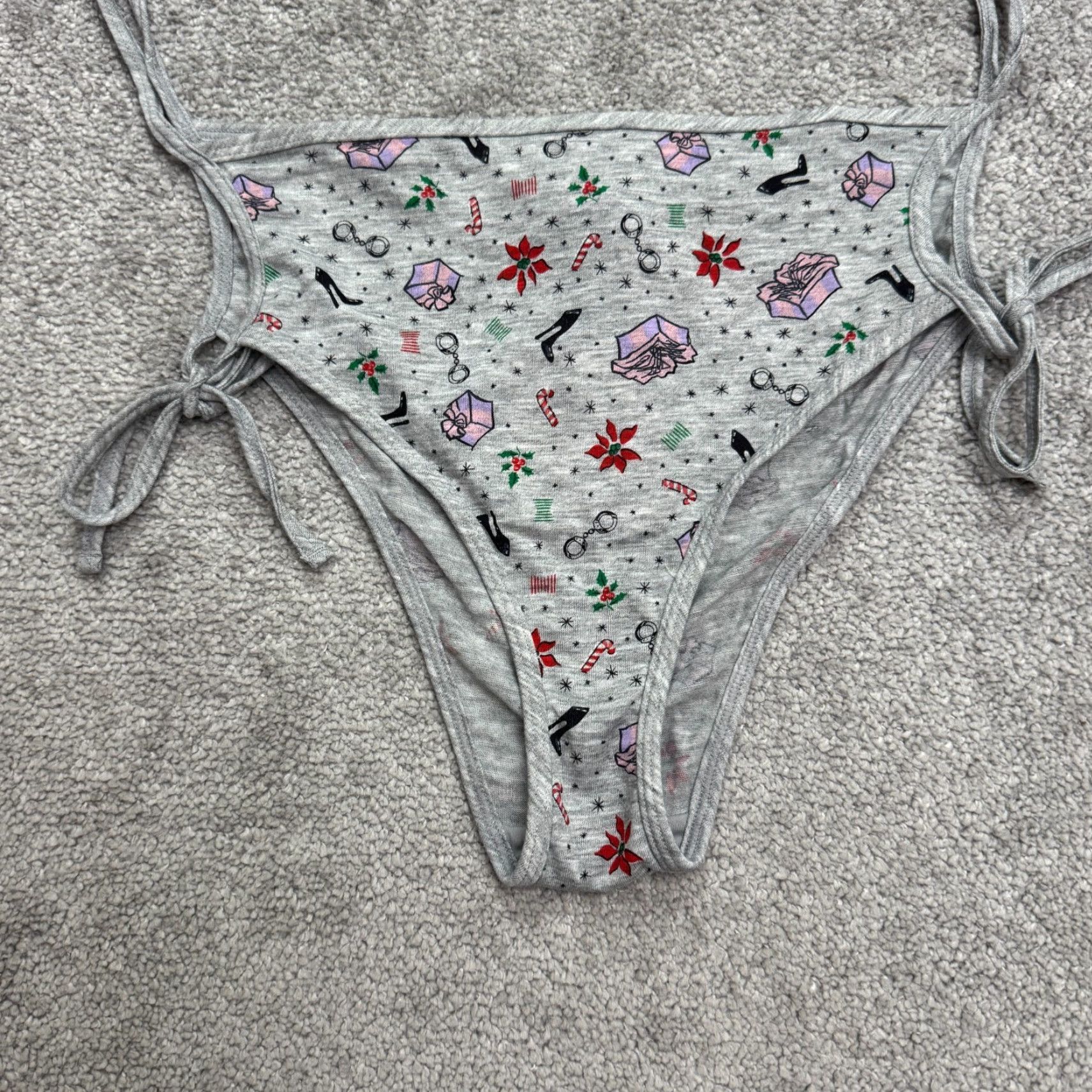 Vintage Savage X Fenty by Rihanna Christmas G-String Thong Tie Medium Gray Women's Intimates Size ONE SIZE - 4 Thumbnail