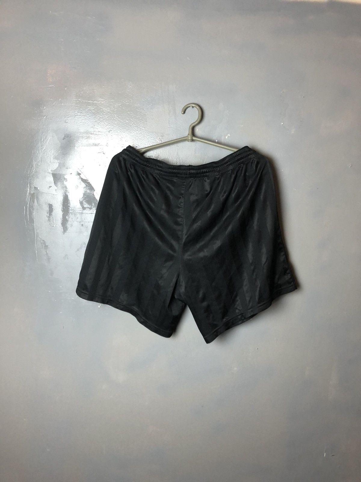 Nike Vintage soccer shorts Nike size M Size US 32 / EU 48 - 8 Thumbnail