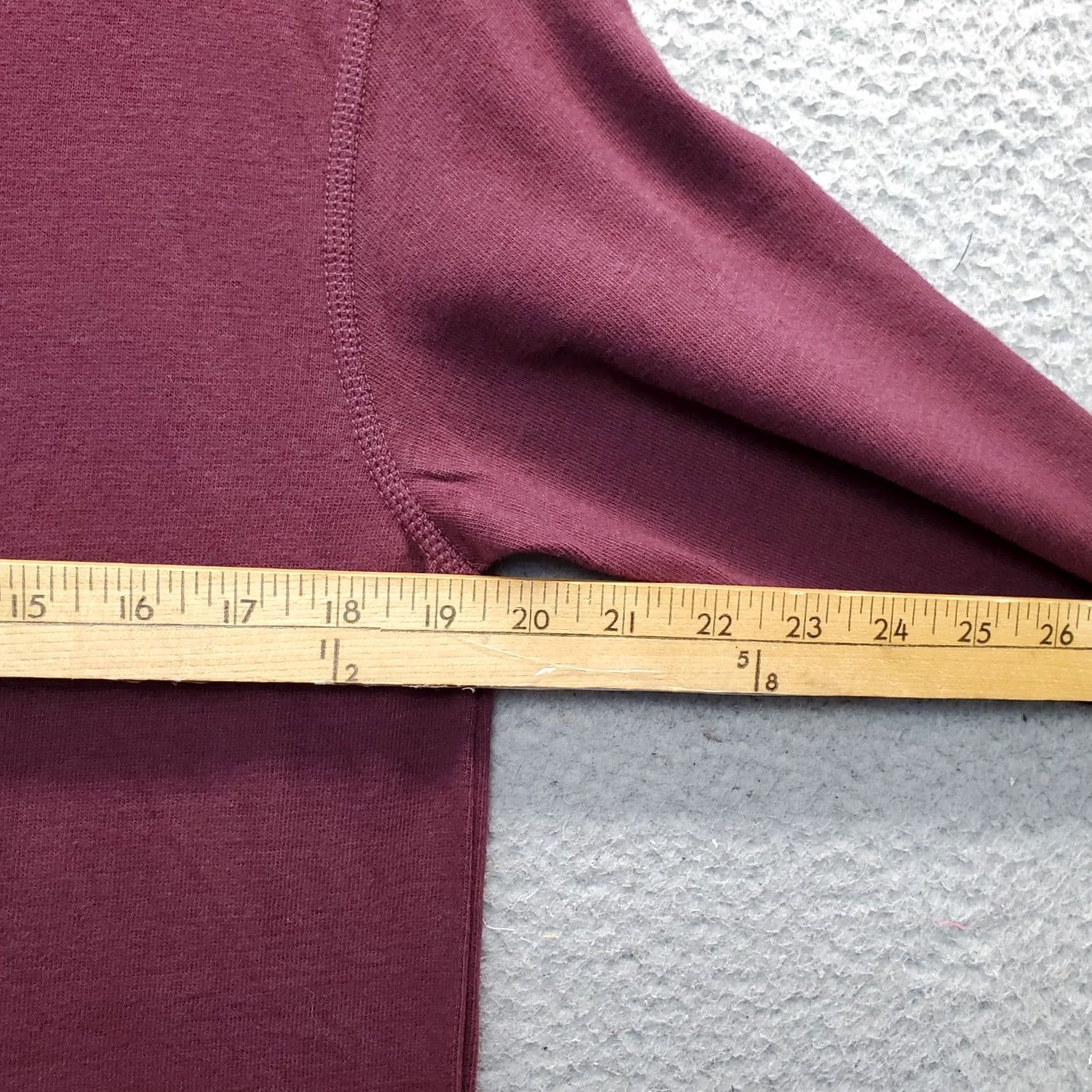 American Eagle Outfitters American Eagle Outfitters Shirt: Mens Size S Burgundy Crew-Neck Pullover Standard Fit Size US S / EU 44-46 / 1 - 5 Thumbnail