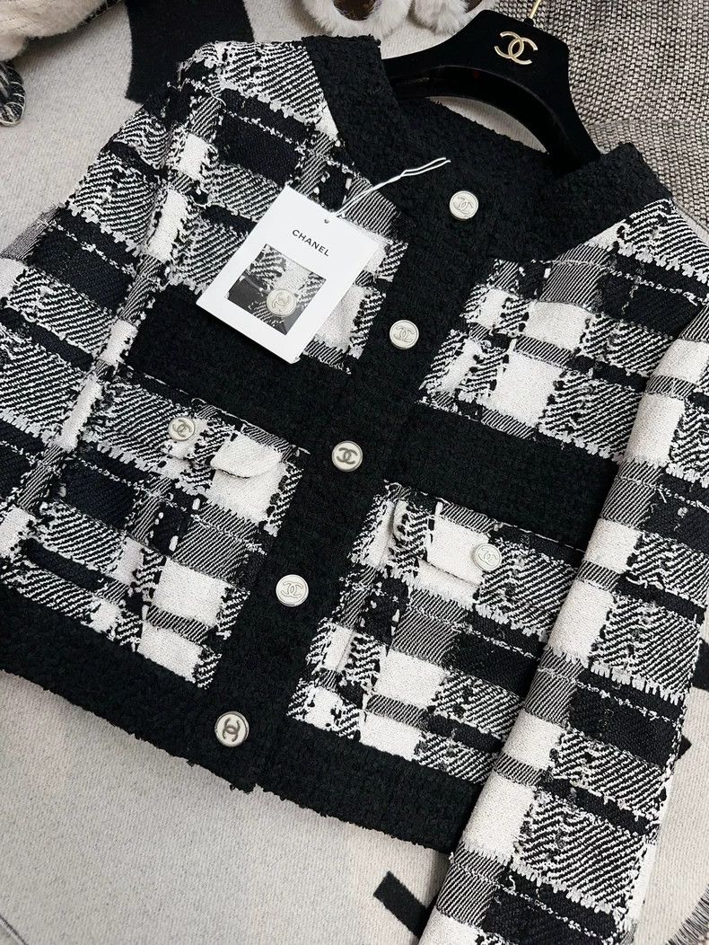 Chanel Chanel 23P black and white plaid short jacket Size XXS / US 00 / IT 34 - 2 Thumbnail