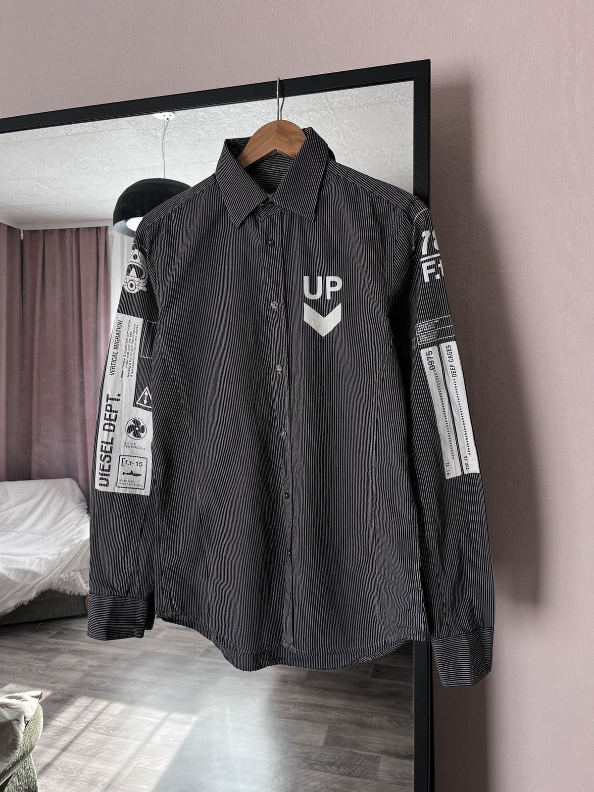 Diesel RARE Diesel DEPT. LIQUID SPACE Striped Button Up Shirt SZ M Size US M / EU 48-50 / 2 - 1 Thumbnail