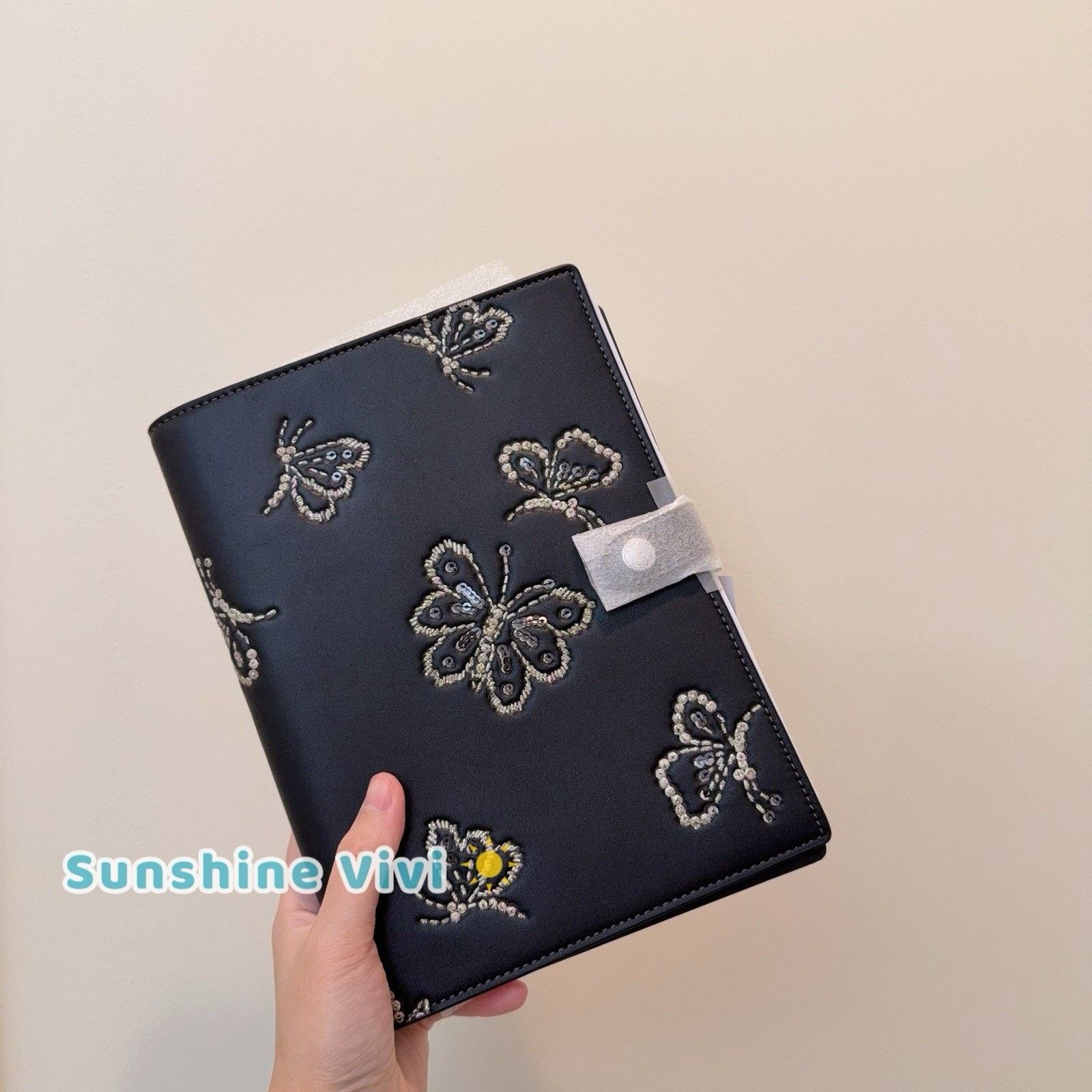 Coach NWT Coach CCF42 Notebook Butterfly novelty leather/Silver Size ONE SIZE - 1 Thumbnail