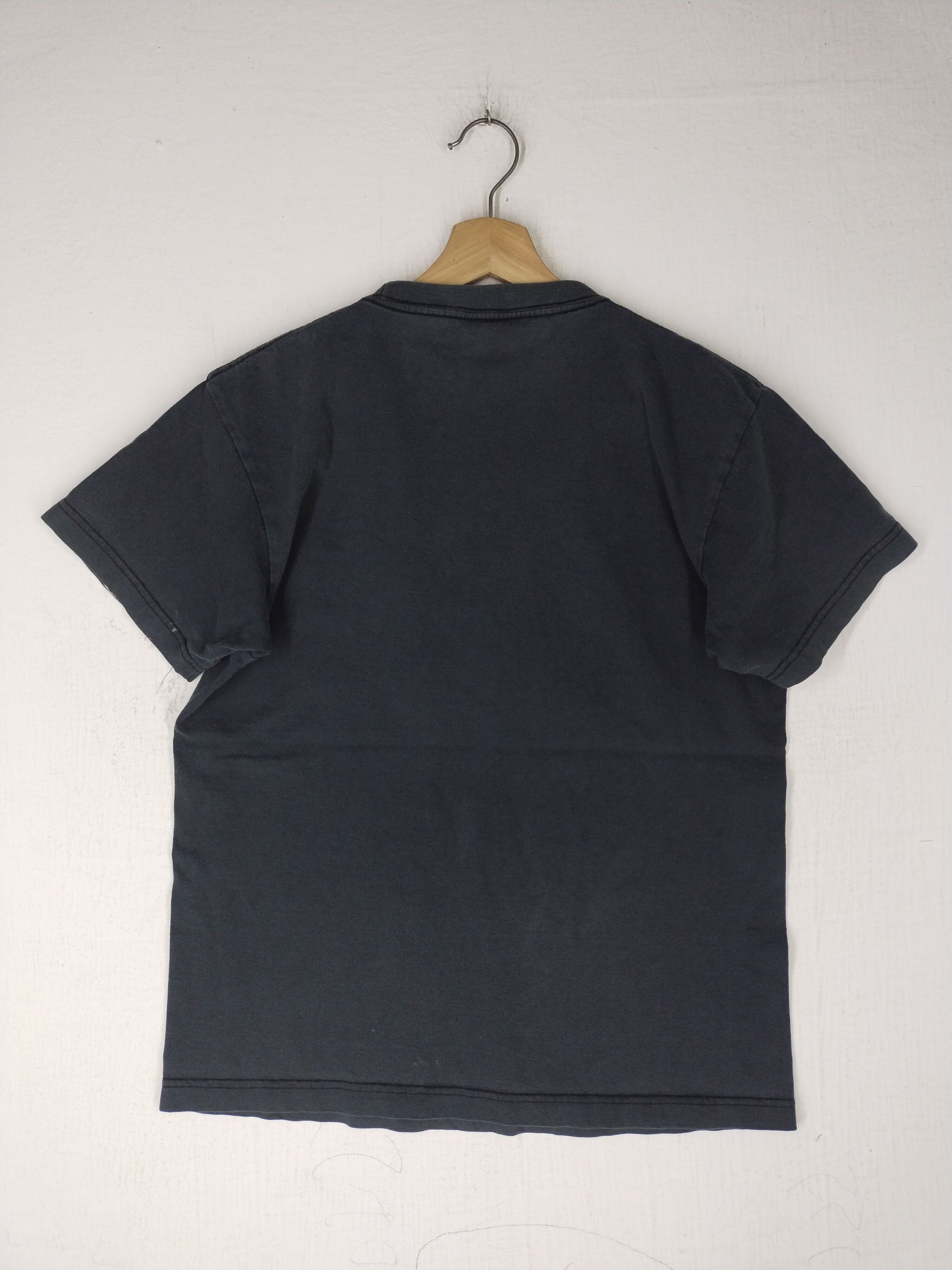 Band Tees Y2k Vintage Red Hot Chili Peppers Distressed Black Tee Size US S / EU 44-46 / 1 - 6 Thumbnail