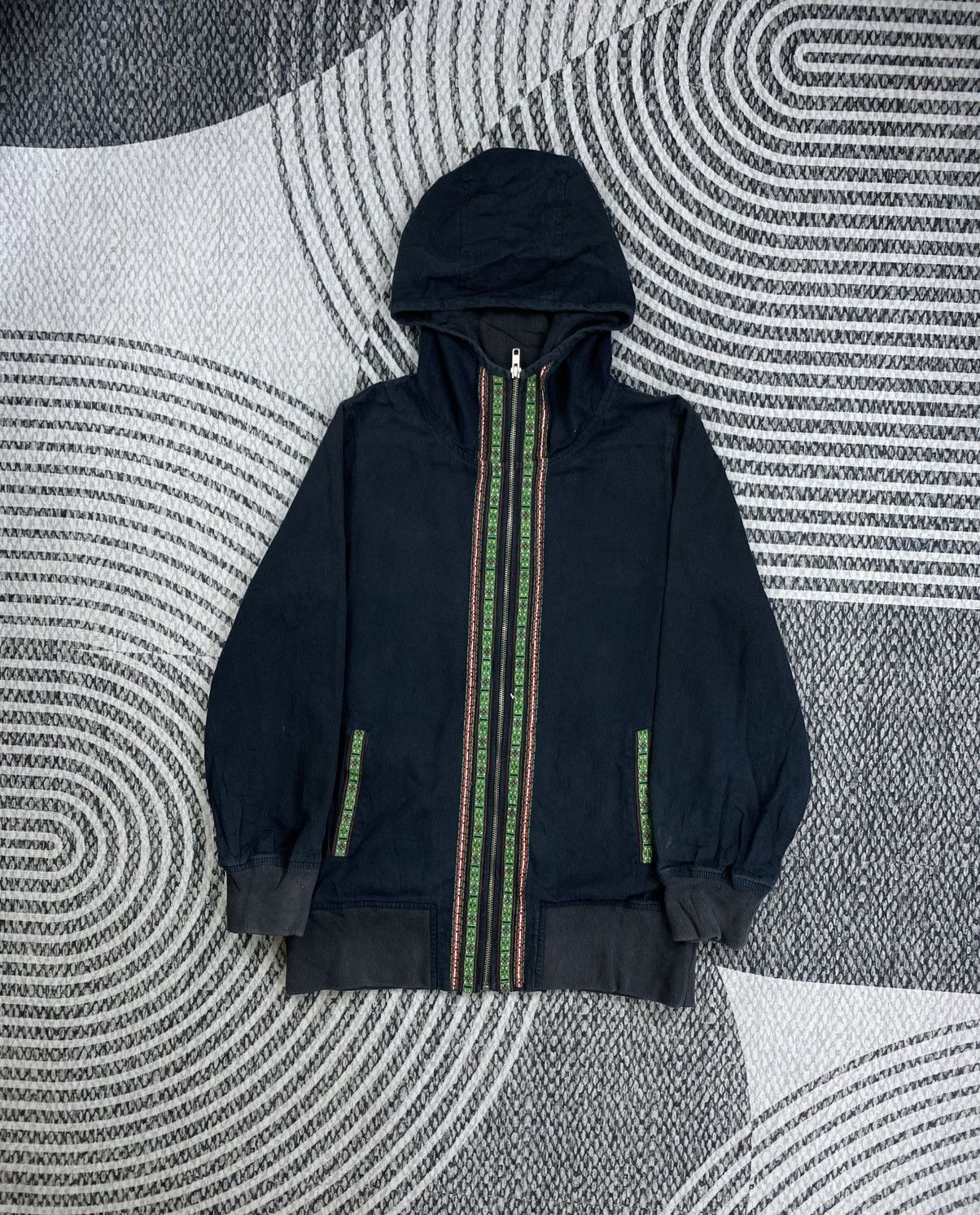 Japanese Brand Vintage Titicaca Navajo Lining Zipper Hoodie Size US S / EU 44-46 / 1 - 1 Thumbnail