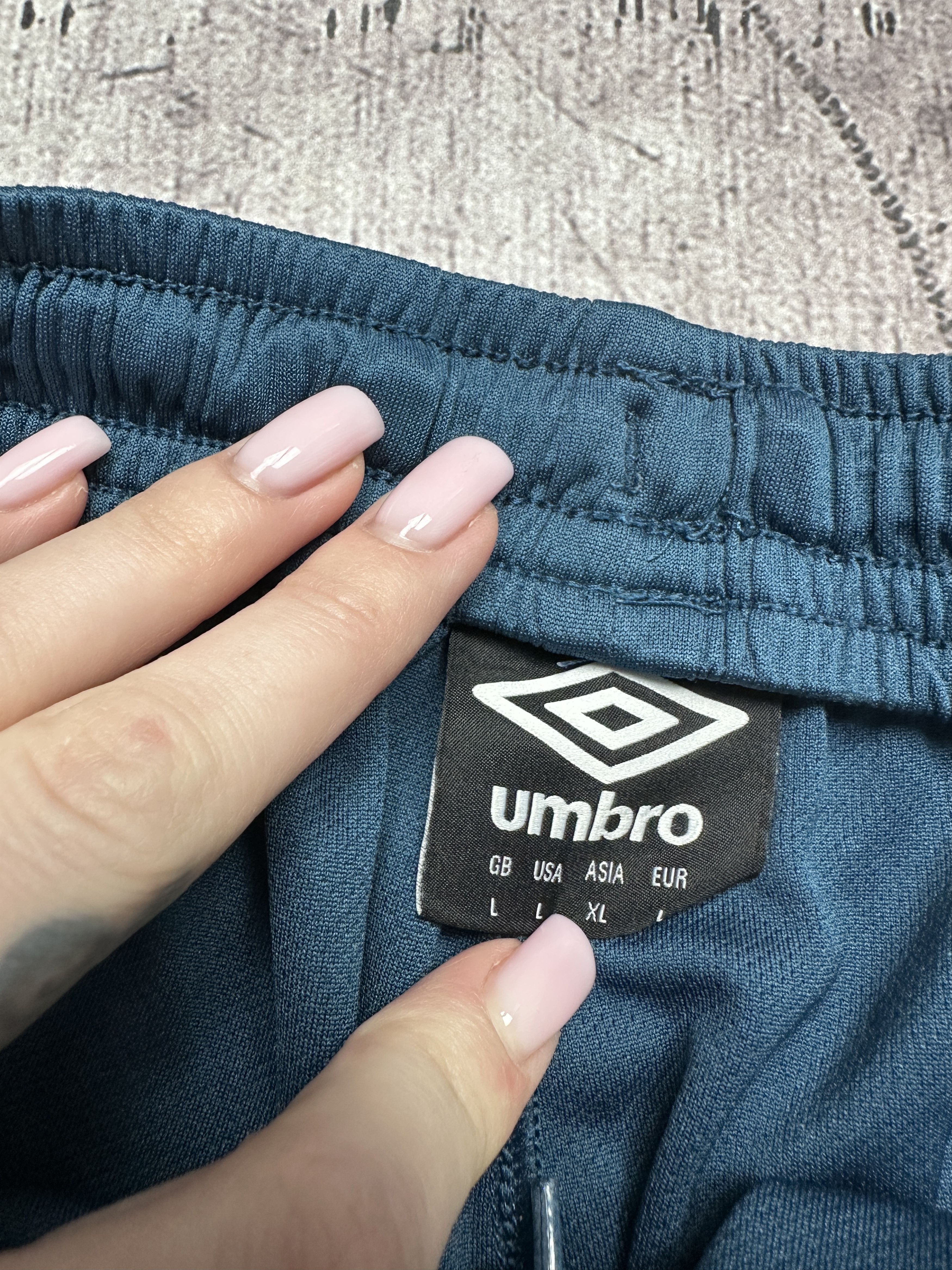 Umbro Huddersfield Town Umbro Soccer Football Shorts Size US 34 / EU 50 - 6 Thumbnail