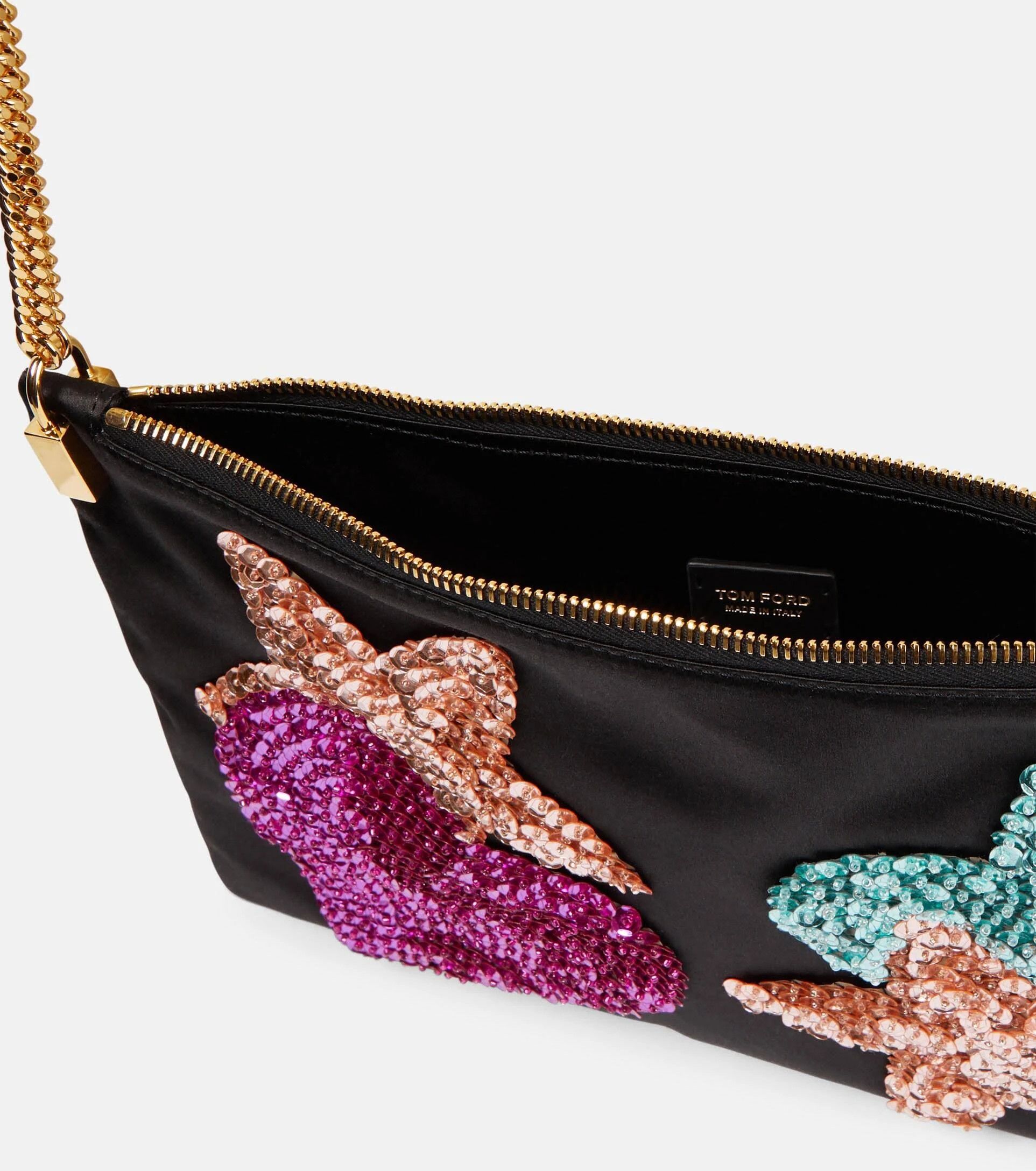o1loc1c0224 Size: OS L1681 Shoulder Bag in Multicolor