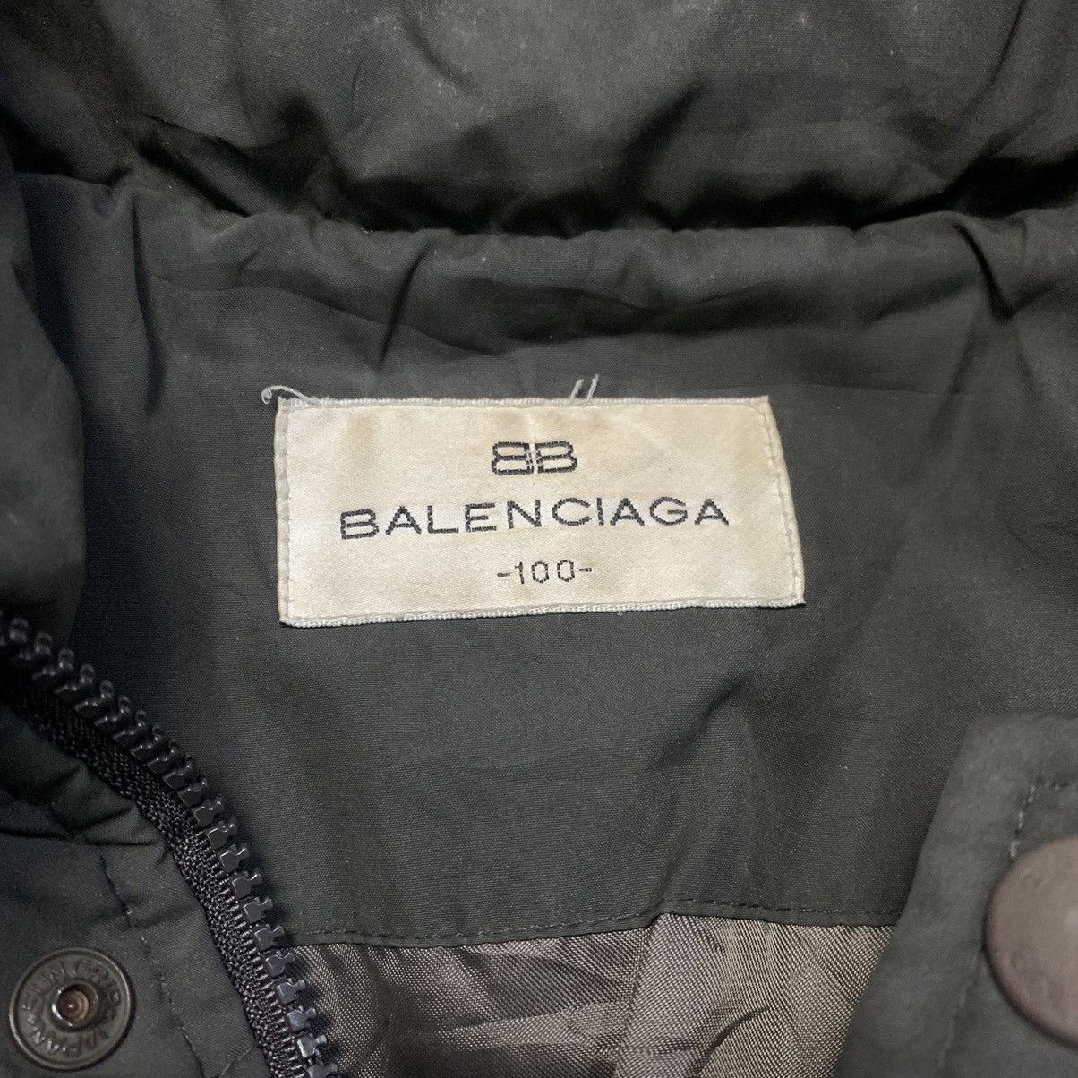 Balenciaga Balenciaga Down Jacket Removable Hoodie Size US L / EU 52-54 / 3 - 9 Thumbnail