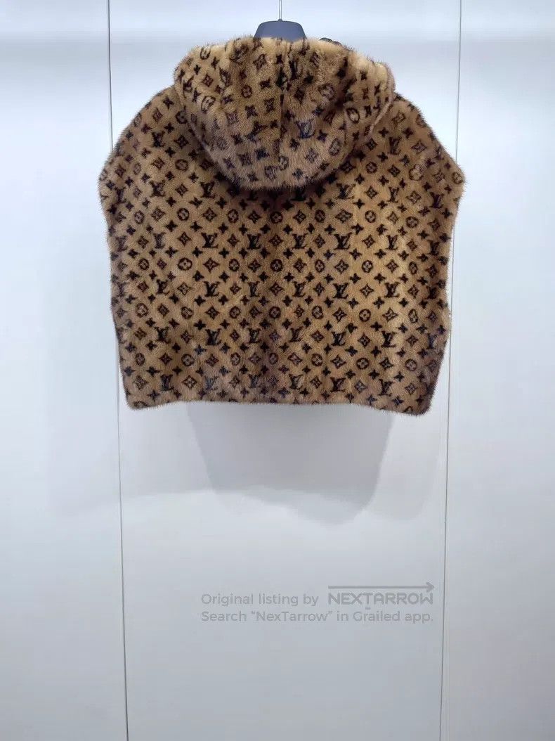 Louis Vuitton Louis Vuitton Classic presbyopic mink fur vest Size XS / US 0-2 / IT 36-38 - 2 Thumbnail