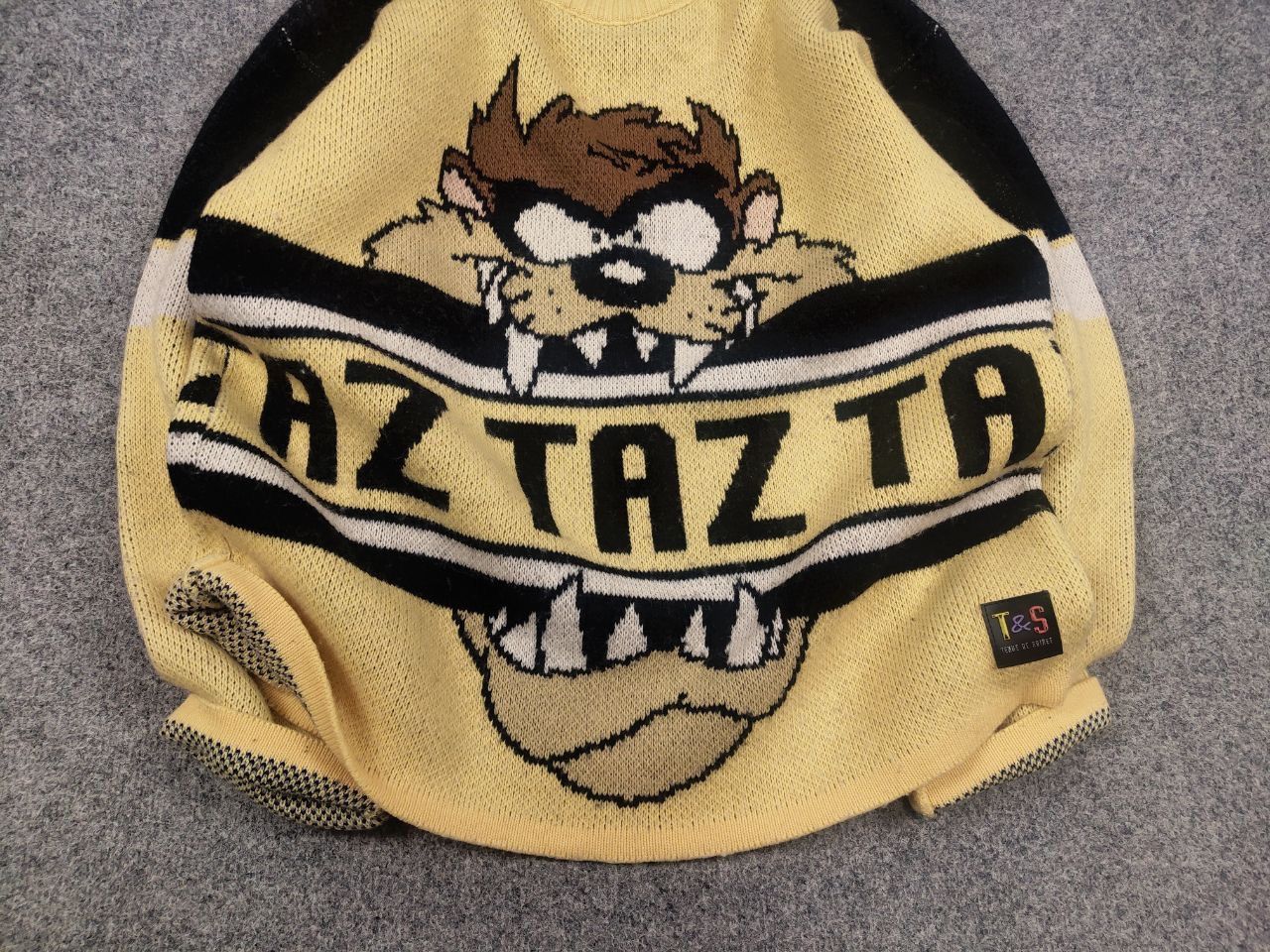 Cartoon Network Vintage 90's Looney Tunes Logo Taz Warner Bros Knit Sweater Size US L / EU 52-54 / 3 - 5 Thumbnail