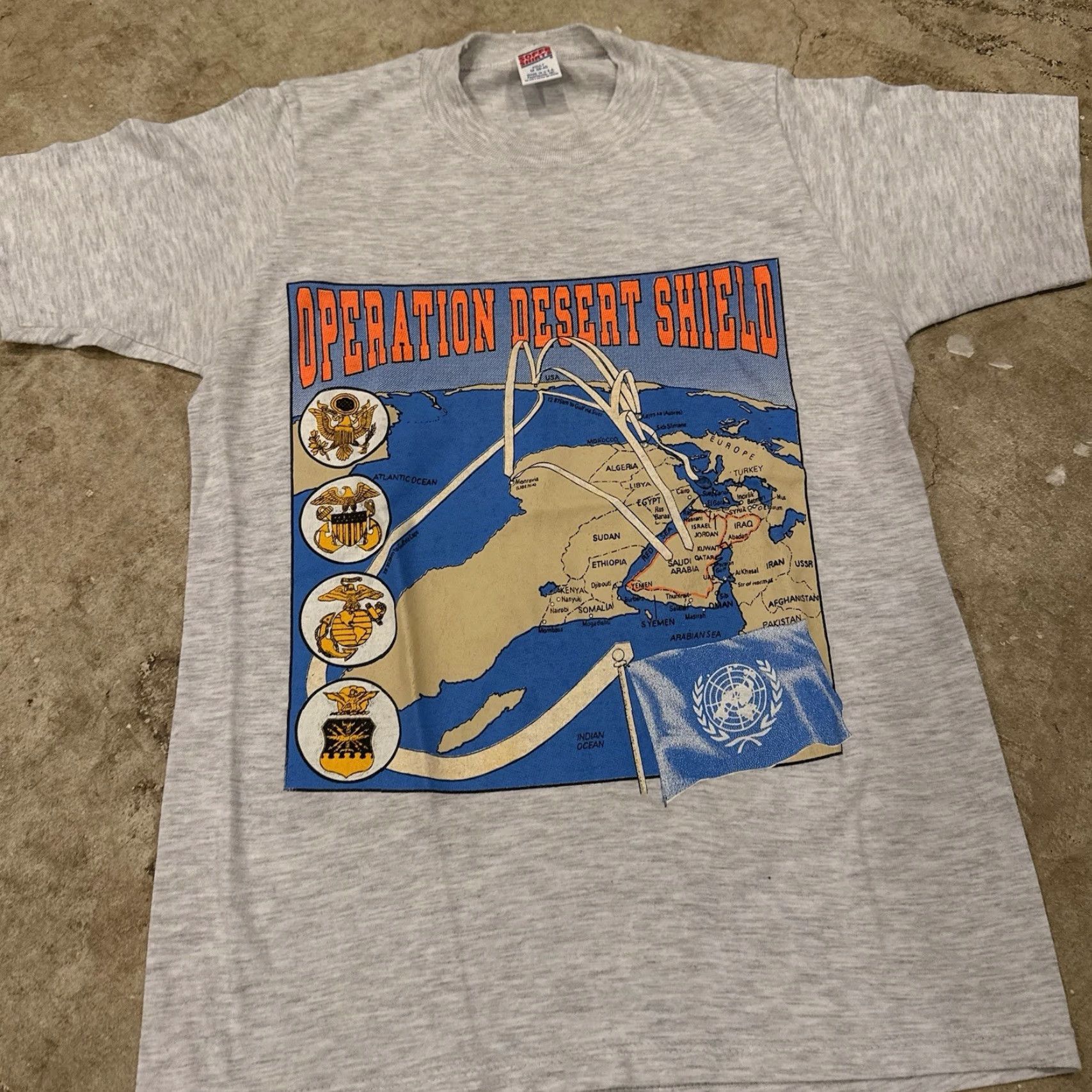 Soffe VINTAGE Soffe Desert Storm Shirt Mens Medium Short Sleeve Graphic Print Single Stitch 80s 90s USA Gray Cotton Polyester Size US M / EU 48-50 / 2 - 4 Thumbnail